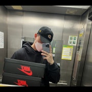 KREAM 프로필 이미지