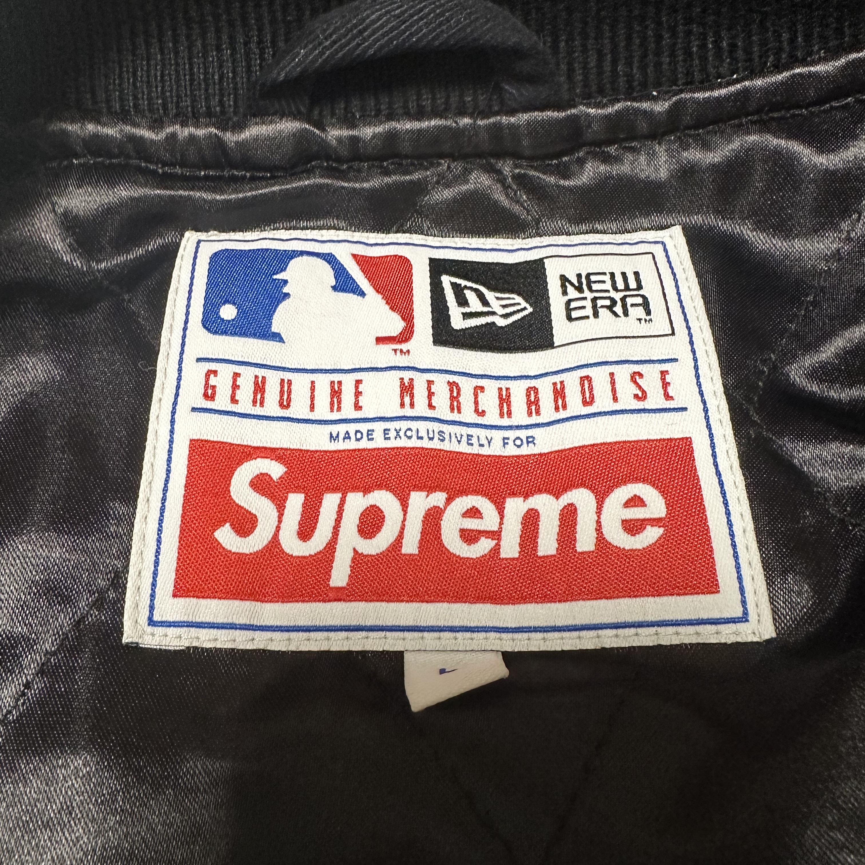 Supreme New Era MLB Varsity Jacket Black - 20SS 착용 스타일 - 2