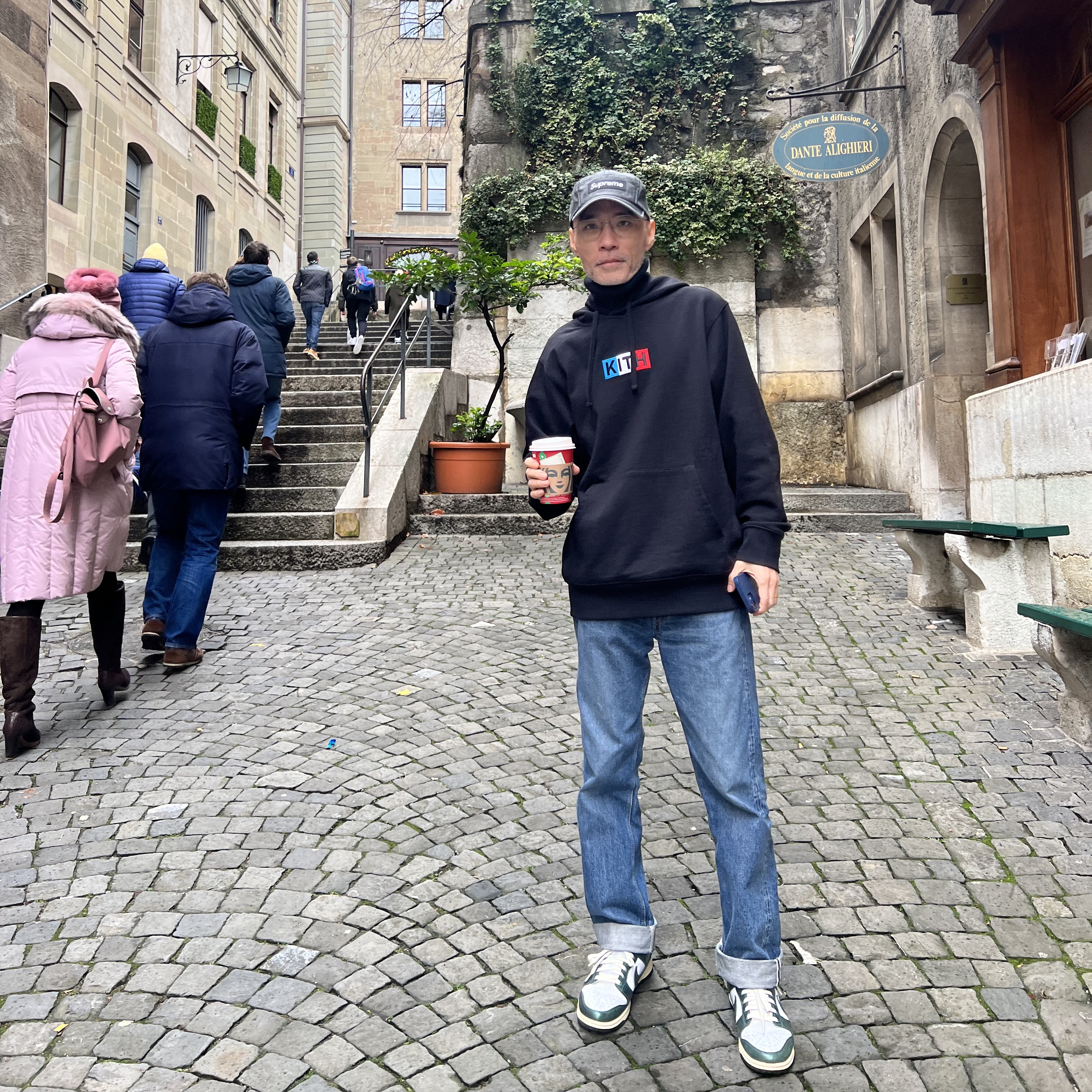 Kith Paris Box Logo Hoodie Black 착용 스타일