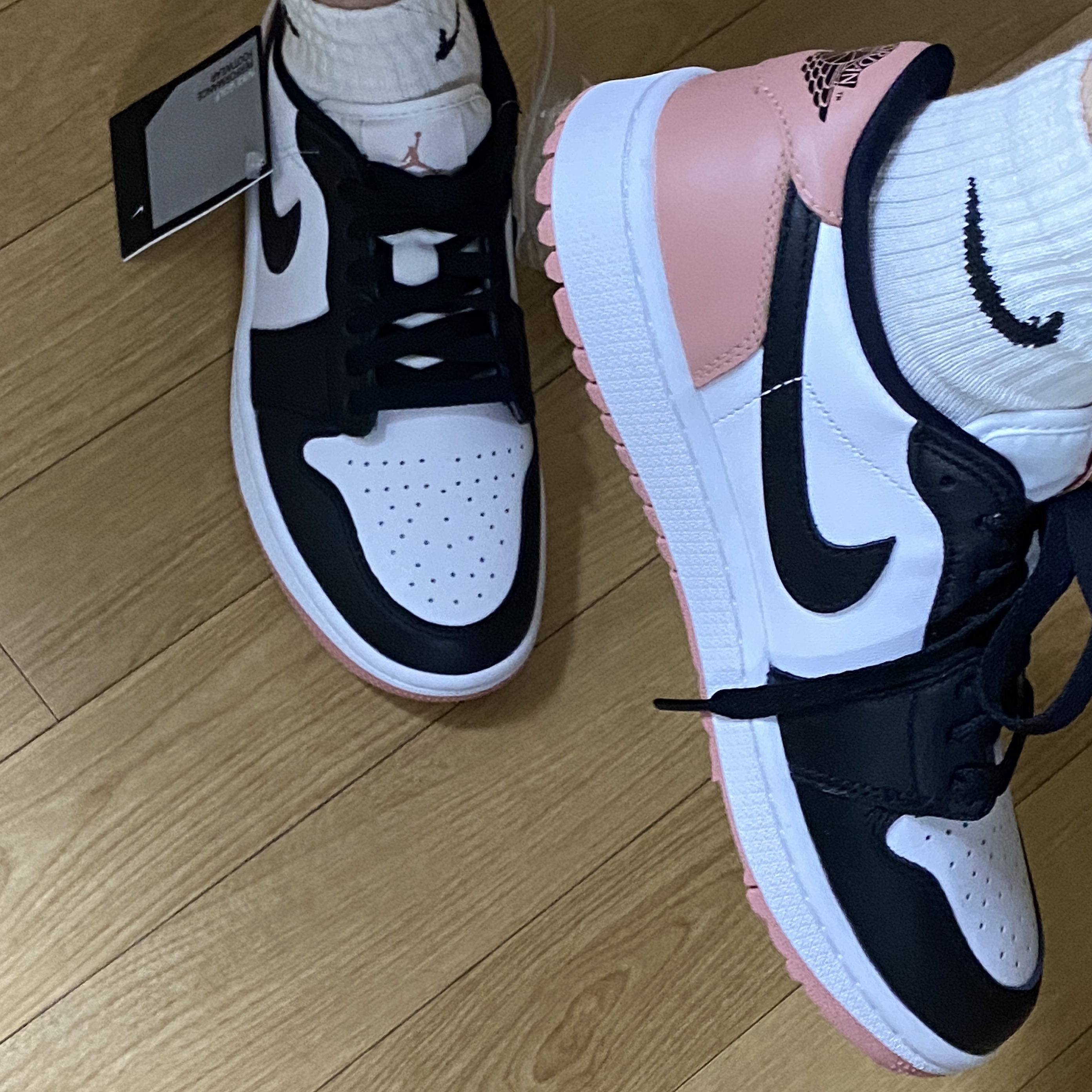 Jordan 1 Low Golf Rust Pink 착용 스타일 - 5