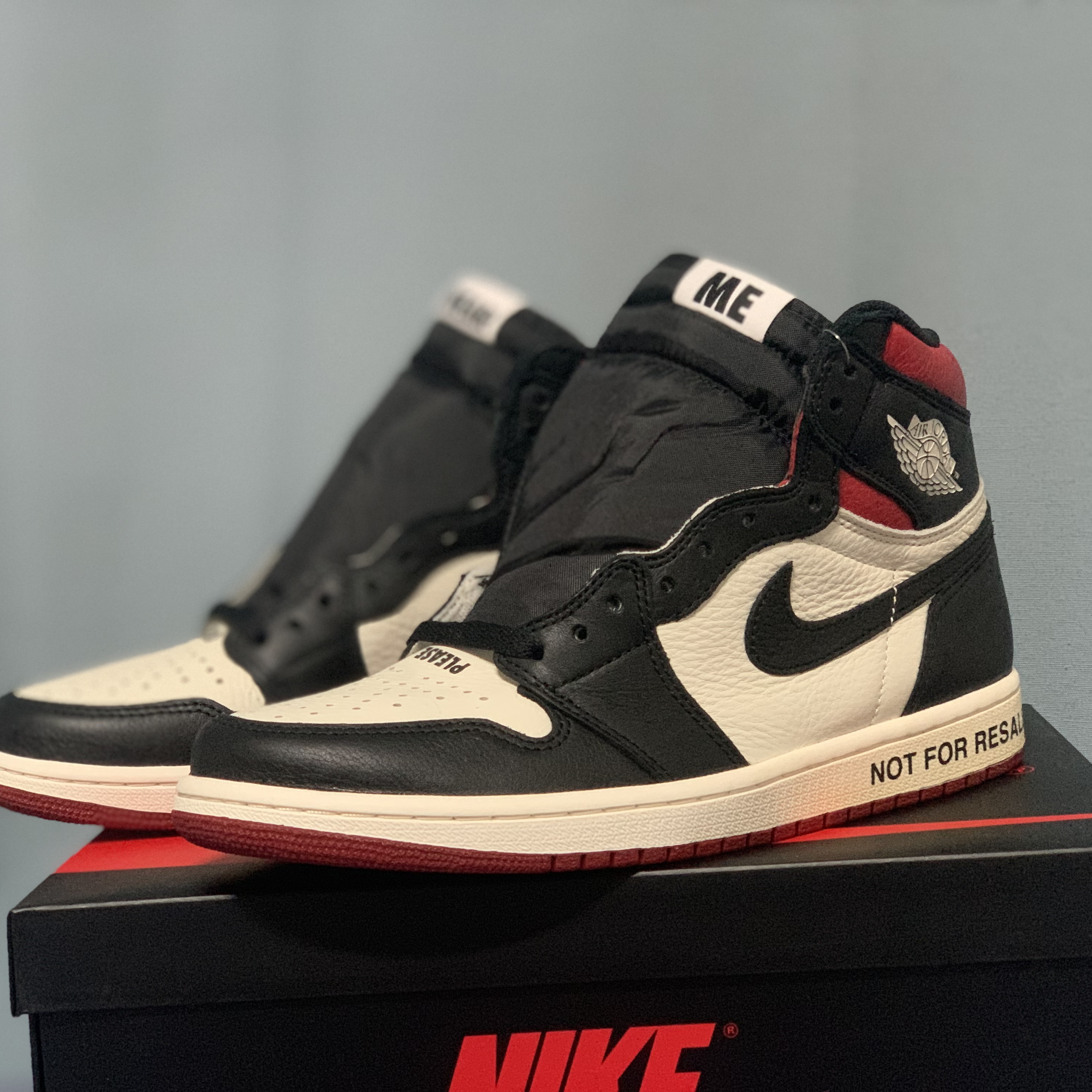 Jordan 1 Retro High Not for Resale Varsity Red 착용 스타일 - 2