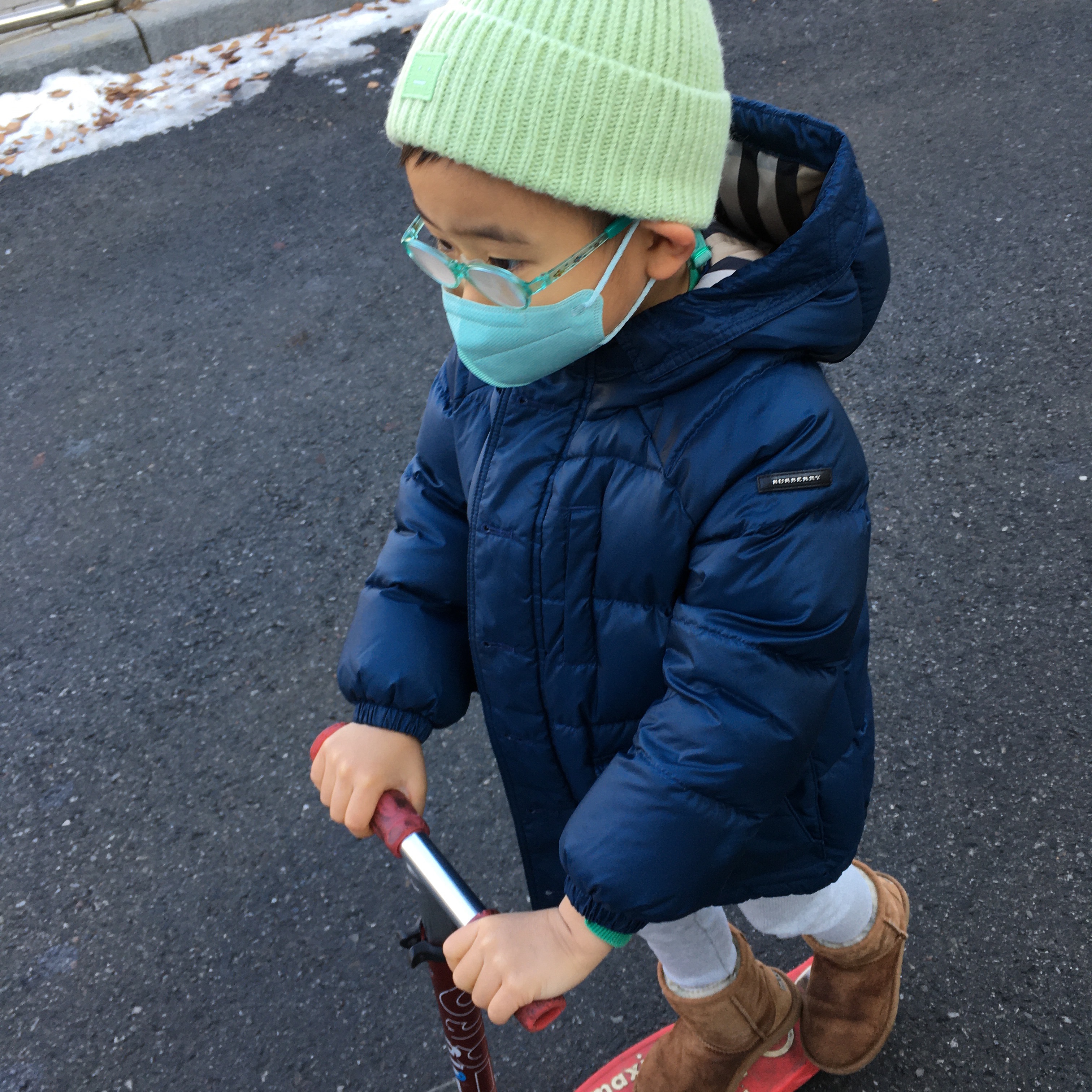 (Kids) Acne Studios Ribbed Beanie Hat Black, (Kids) UGG Classic II Boots Chestnut 착용 스타일 - 2
