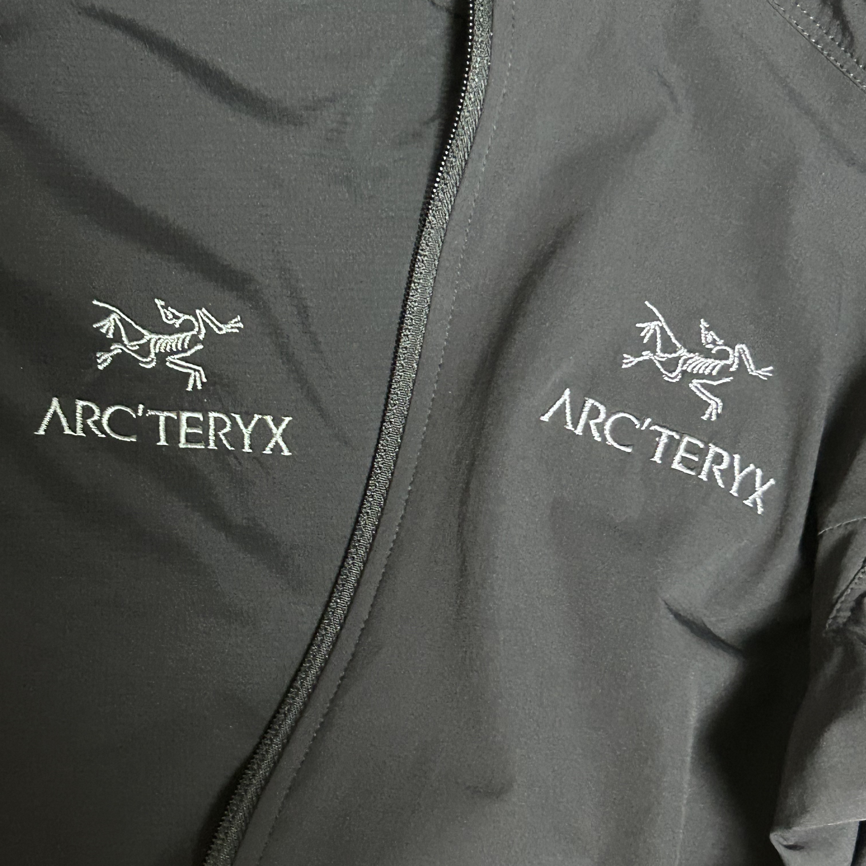 Arc'teryx Gamma SL Hoody Black, (W) Arc'teryx Atom LT Hoody Black 착용 스타일