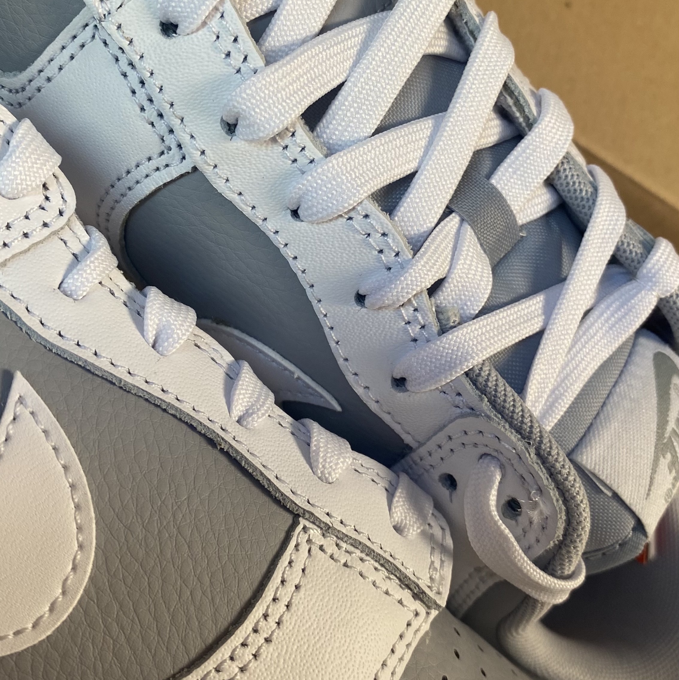 Nike Dunk Low Retro White Neutral Grey 착용 스타일
