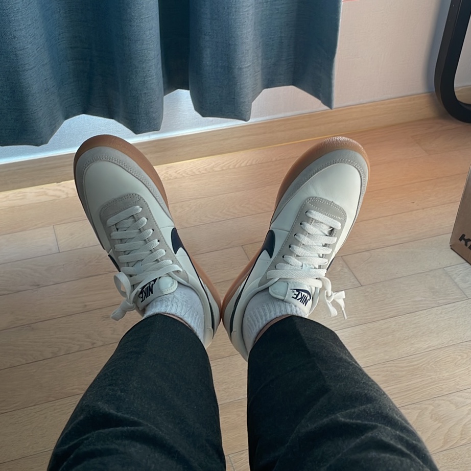 Nike x J.Crew Killshot 2 Sail Midnight Navy 착용 스타일