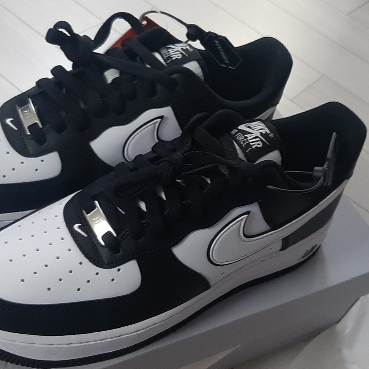 Nike Air Force 1 '07 Black White 착용 스타일