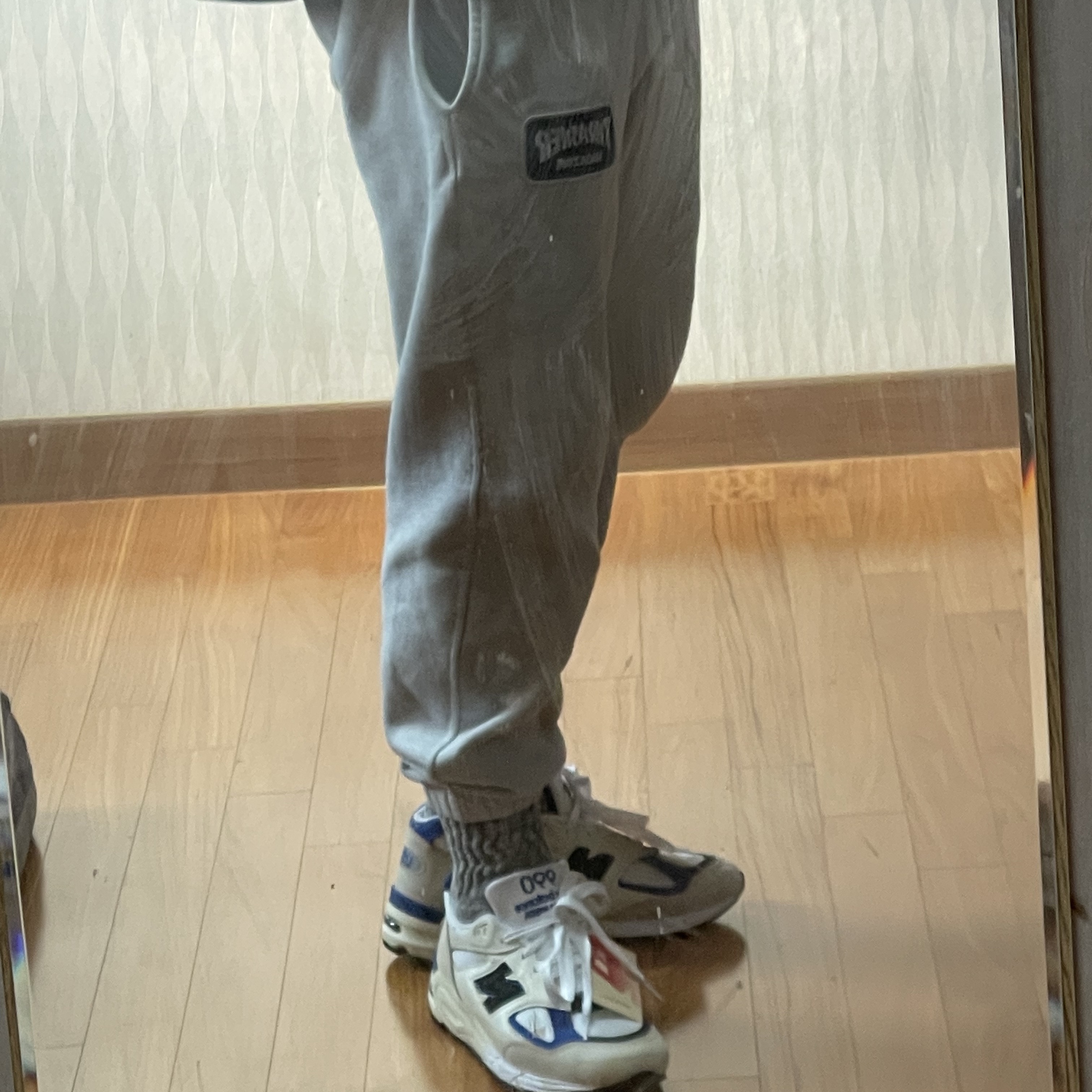 New Balance 990v2 Made in USA White Blue 착용 스타일 - 4