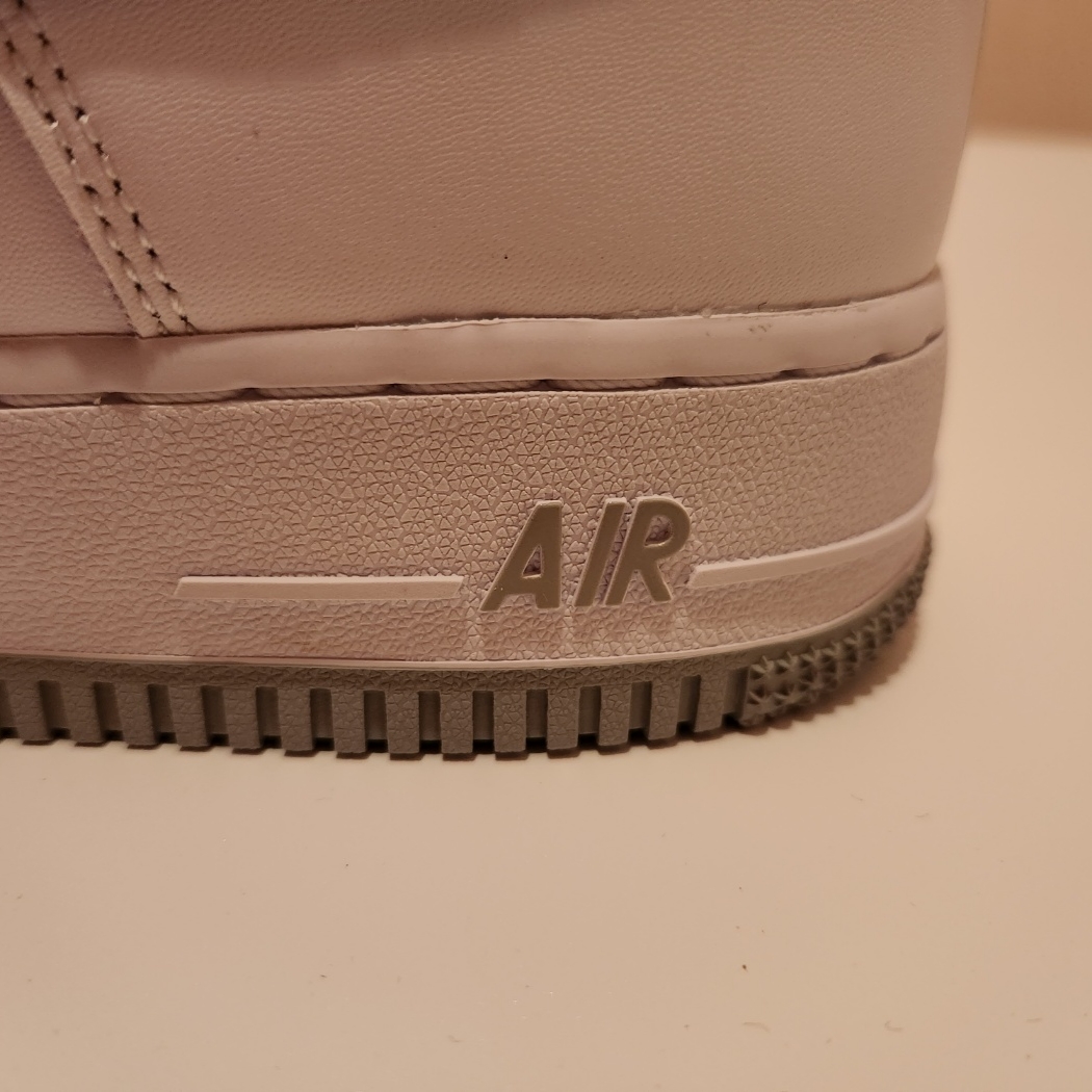 Nike Air Force 1 '07 White Wolf Grey 착용 스타일 - 3