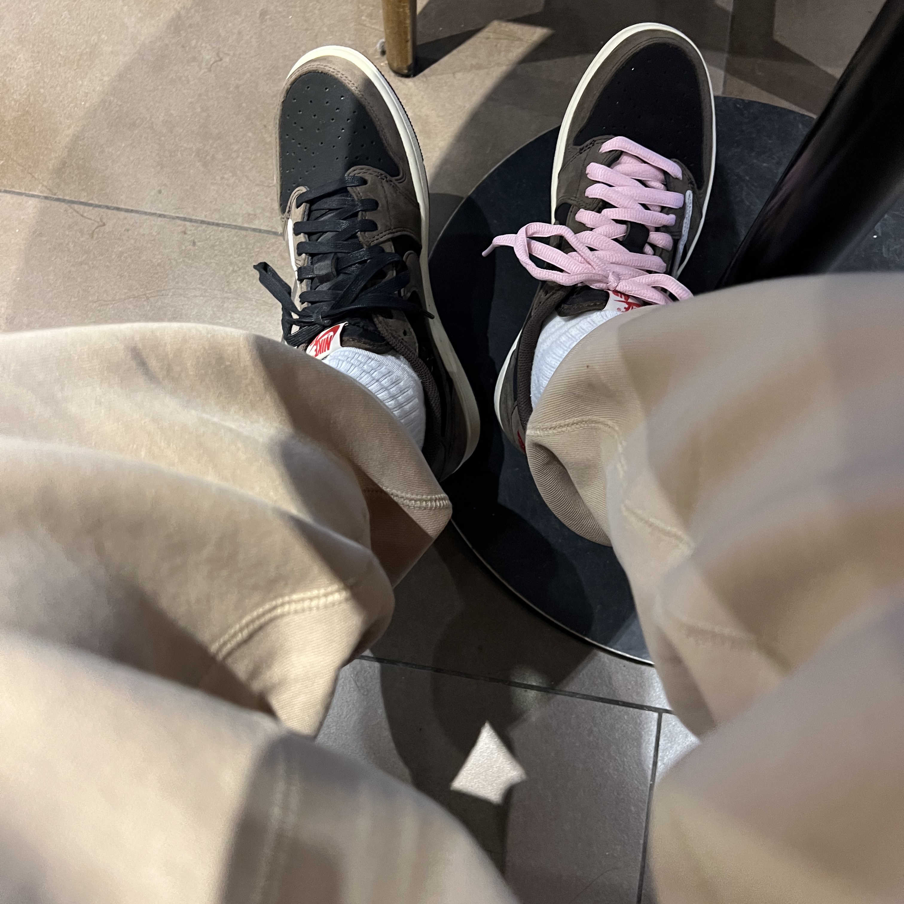 Nike x Billie Eilish NRG Fleece Hoodie Mushroom - US/EU, Nike x Billie Eilish NRG Fleece Pants Mushroom - US/EU 착용 스타일 - 3