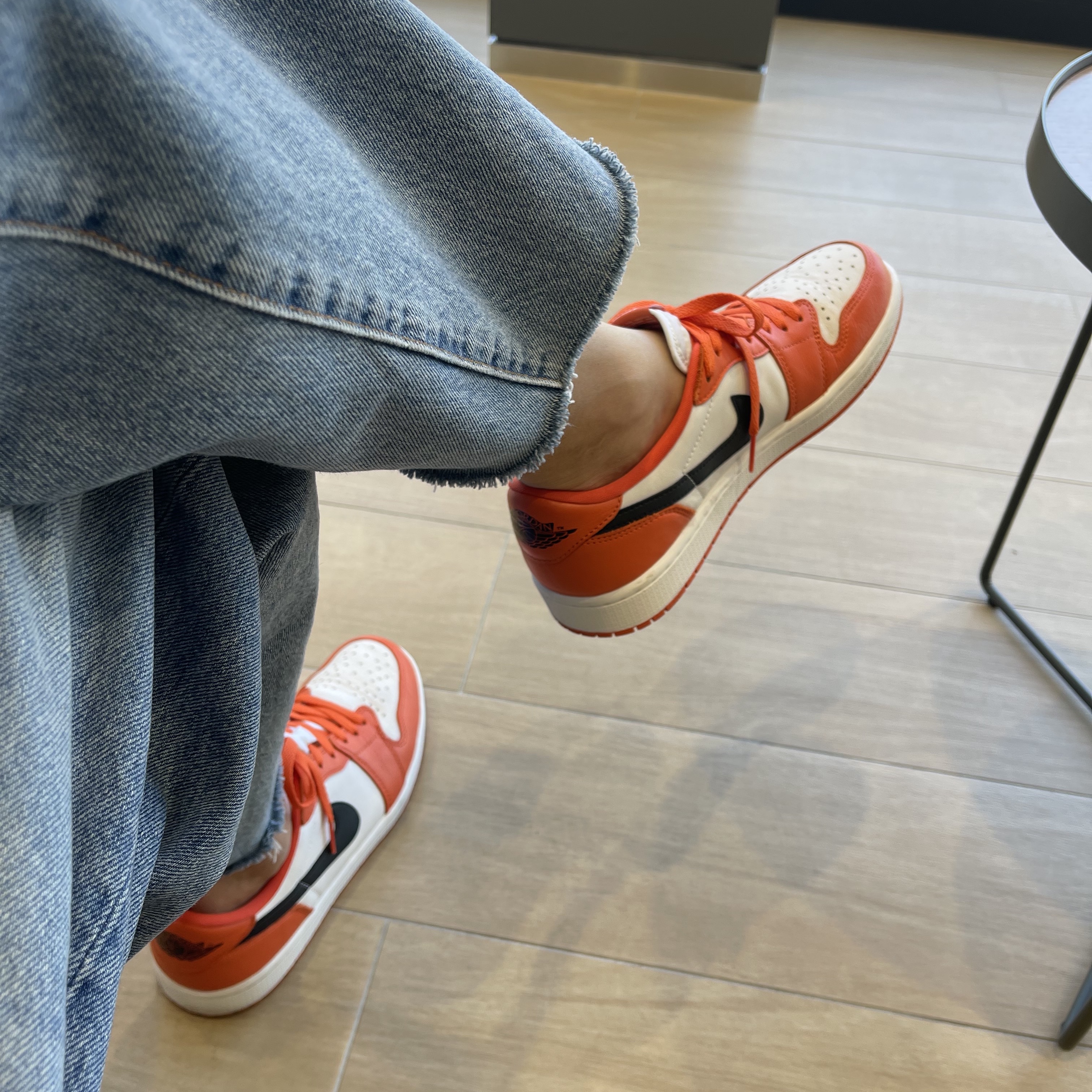 Jordan 1 Low OG Starfish 착용 스타일