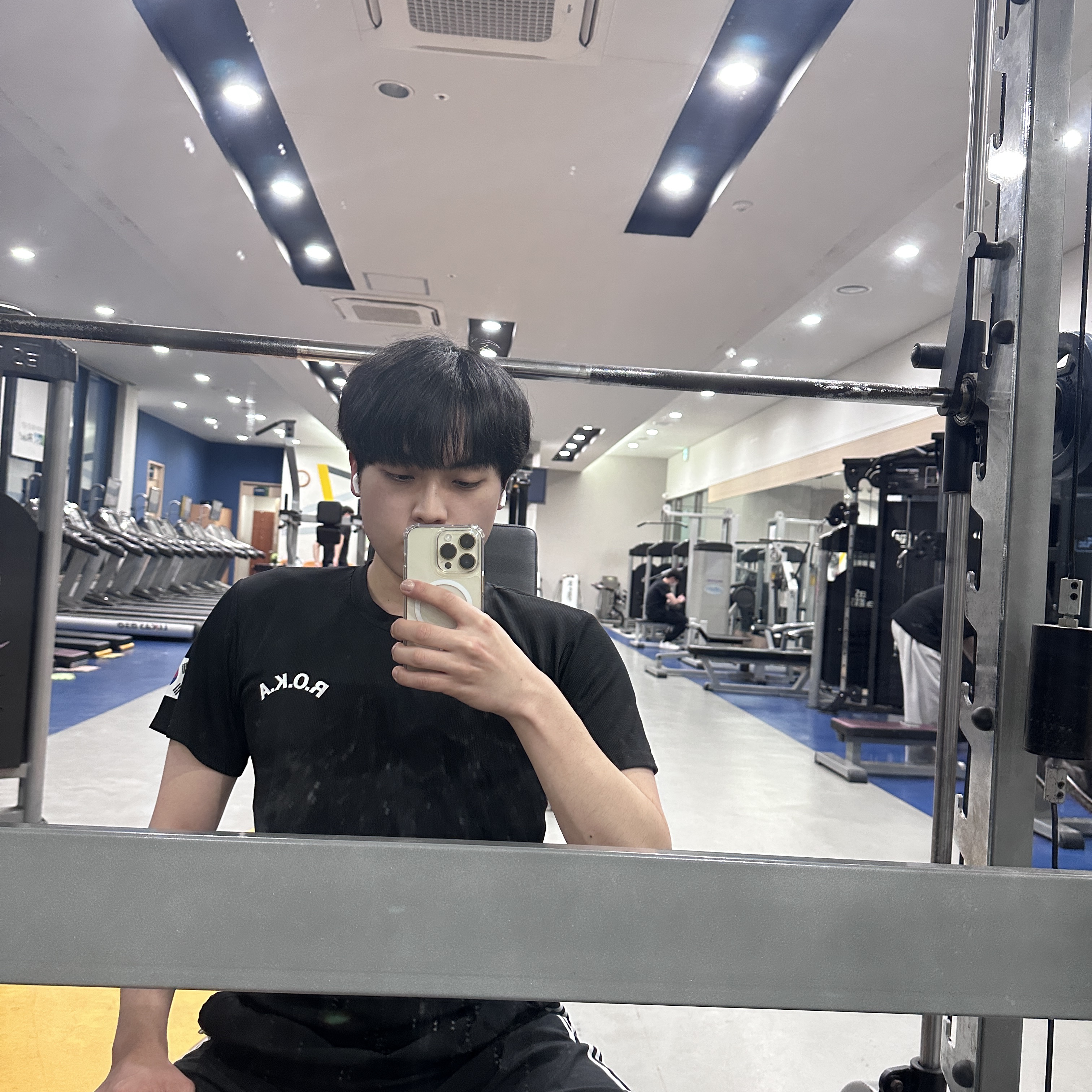 Apple AirPods Pro 2nd Gen (Korean Ver.) 착용 스타일 - 1