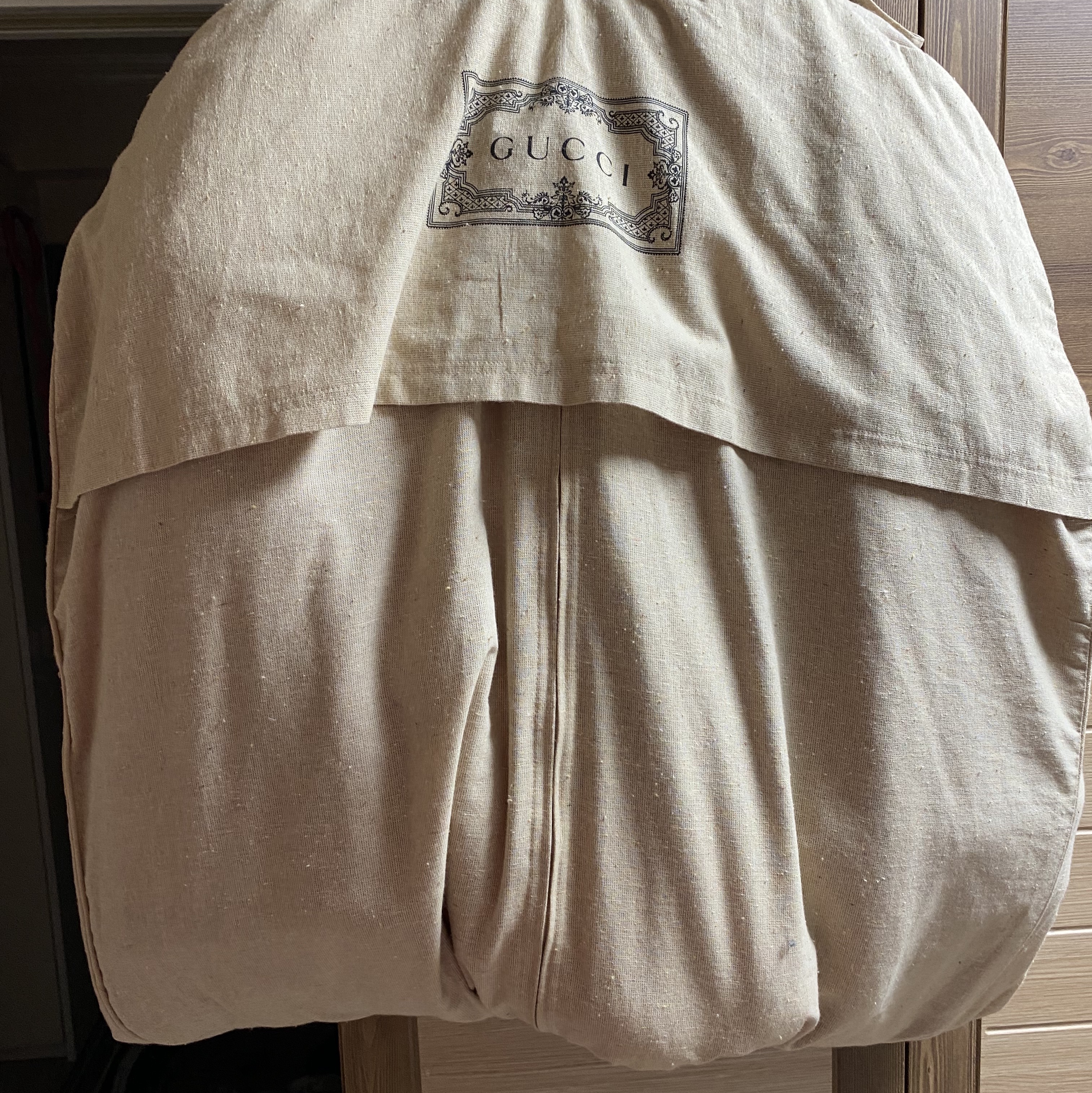 Palace x Gucci Shearling Jacket with Allover GG Embossing Red - 22FW 착용 스타일 - 1