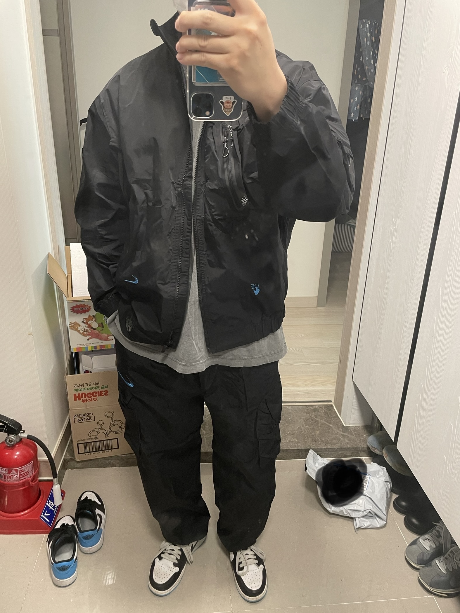 Nike x Off-White NRG Track Suit Black - US/EU 착용 스타일 - 2