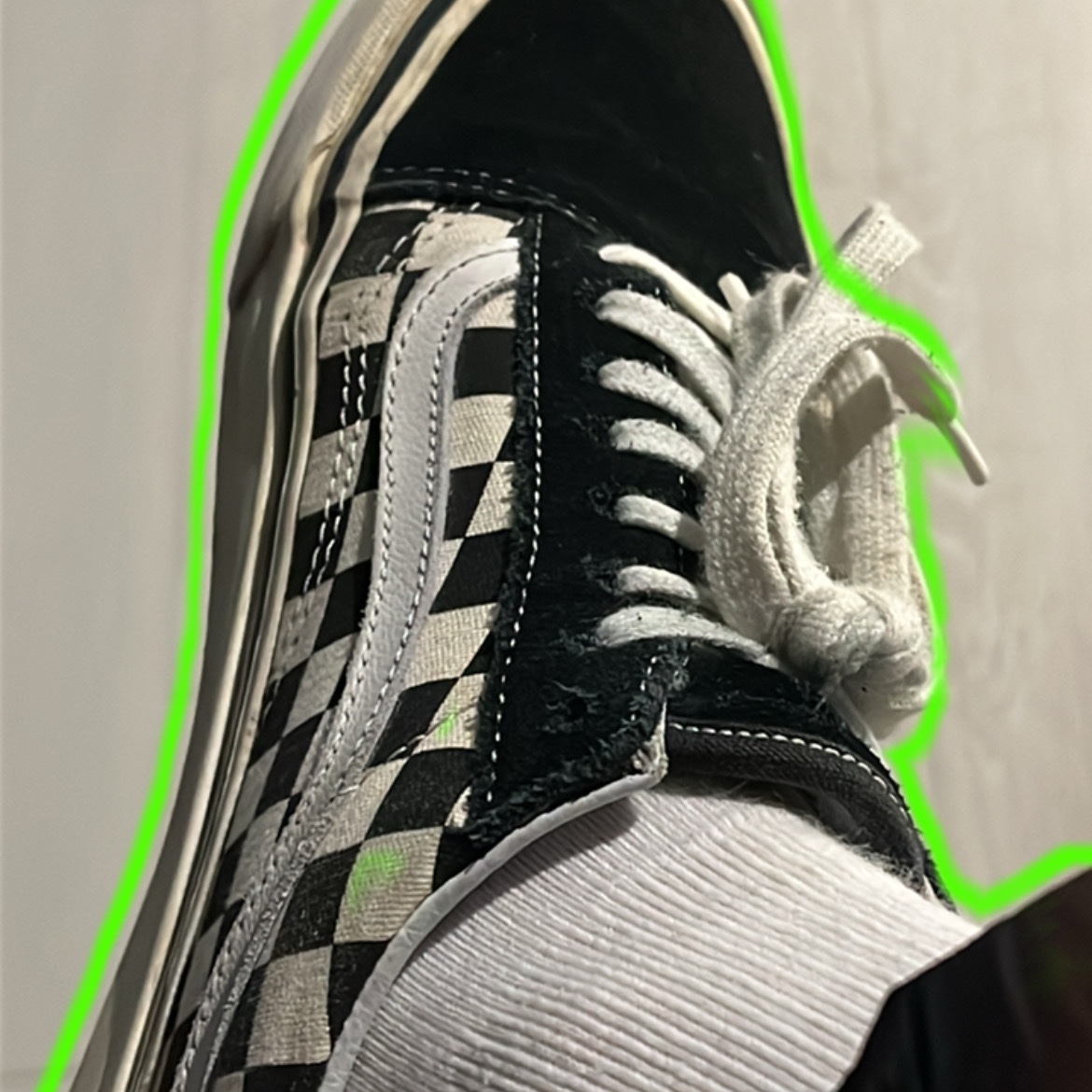 Vans Vault OG Old Skool LX Black Classic White Checkerboard 착용 스타일 - 1