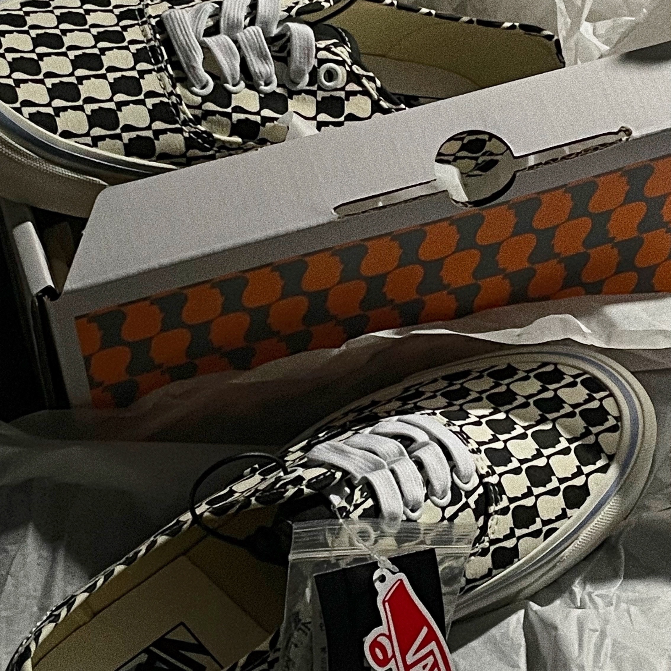 Vans Vault x Brain Dead OG Authentic LX Black White 착용 스타일