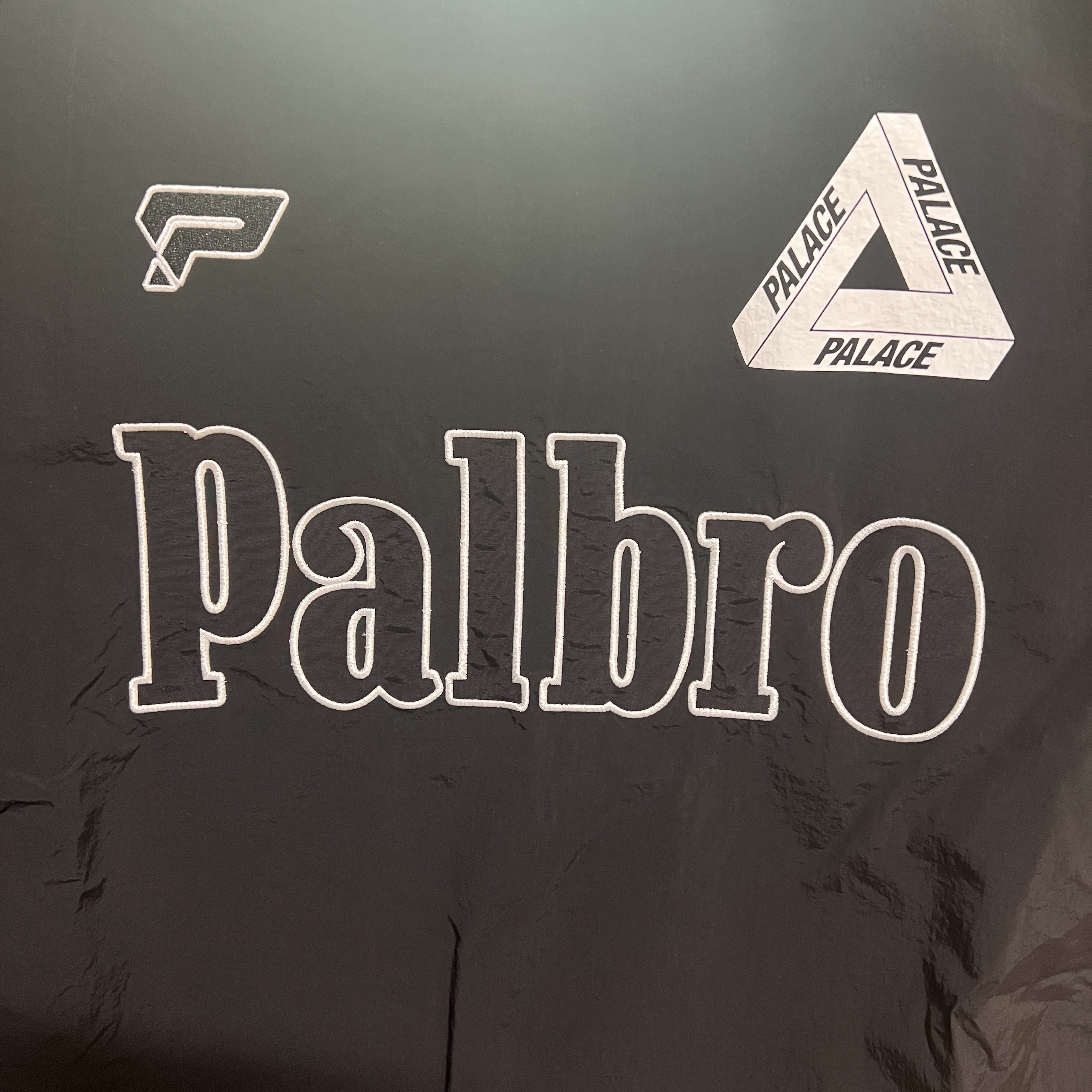 Palace Sports Shell Crew Black - 21SS 착용 스타일 - 1