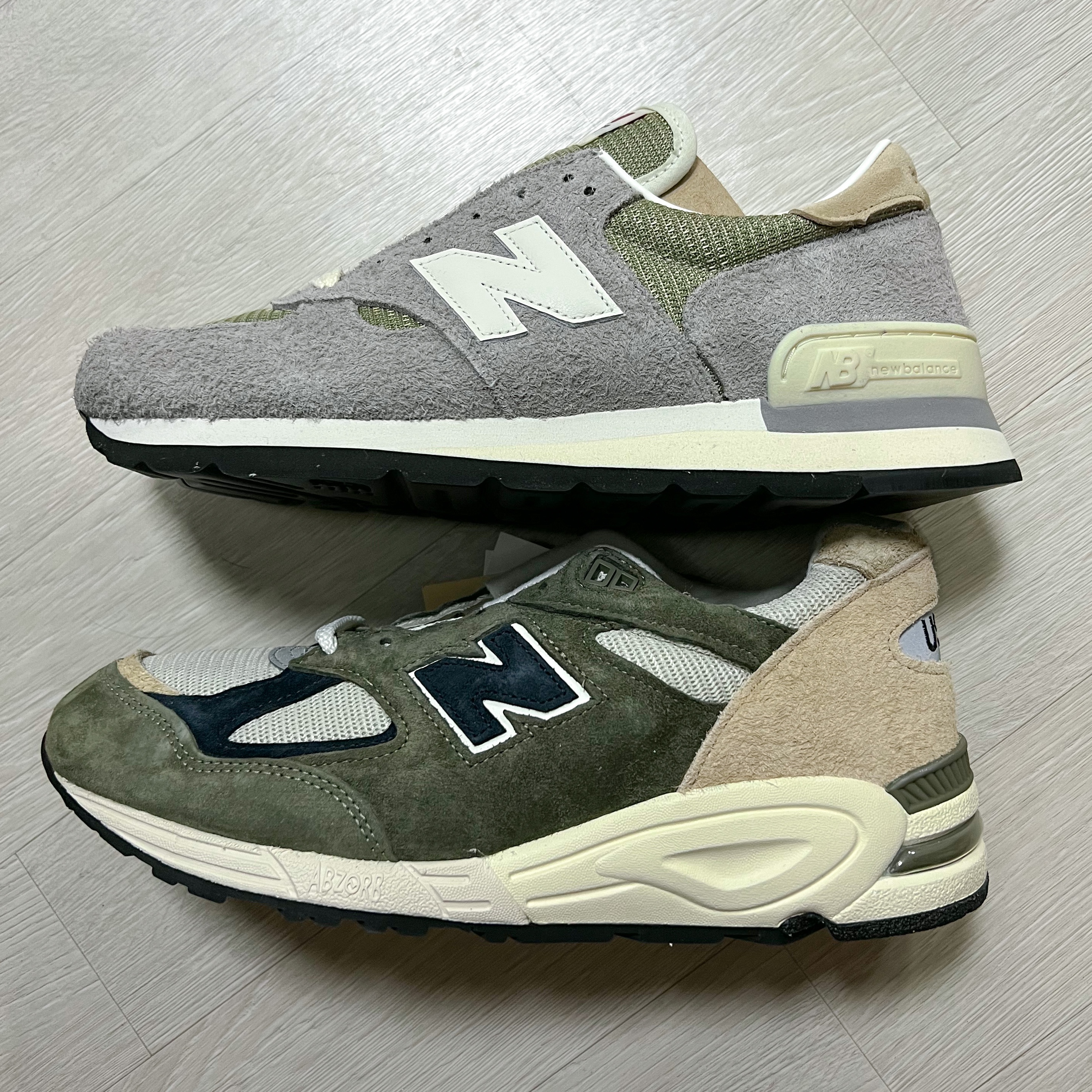 New Balance 990v2 Made in USA Grey Tan, New Balance 990v1 Made in USA Marblehead Incense 착용 스타일