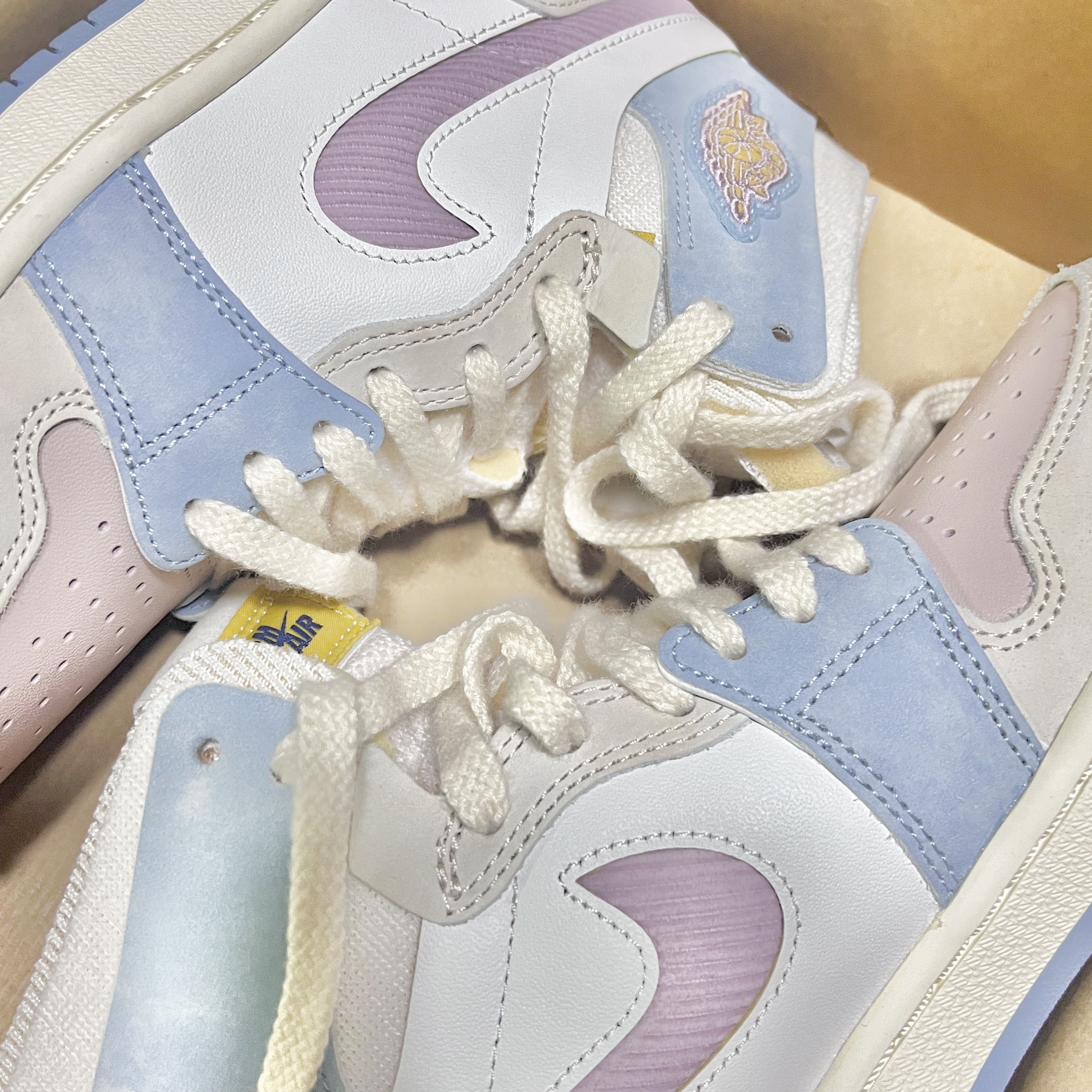 (W) Jordan 1 Zoom Air CMFT Pink Oxford Plum Fog 착용 스타일