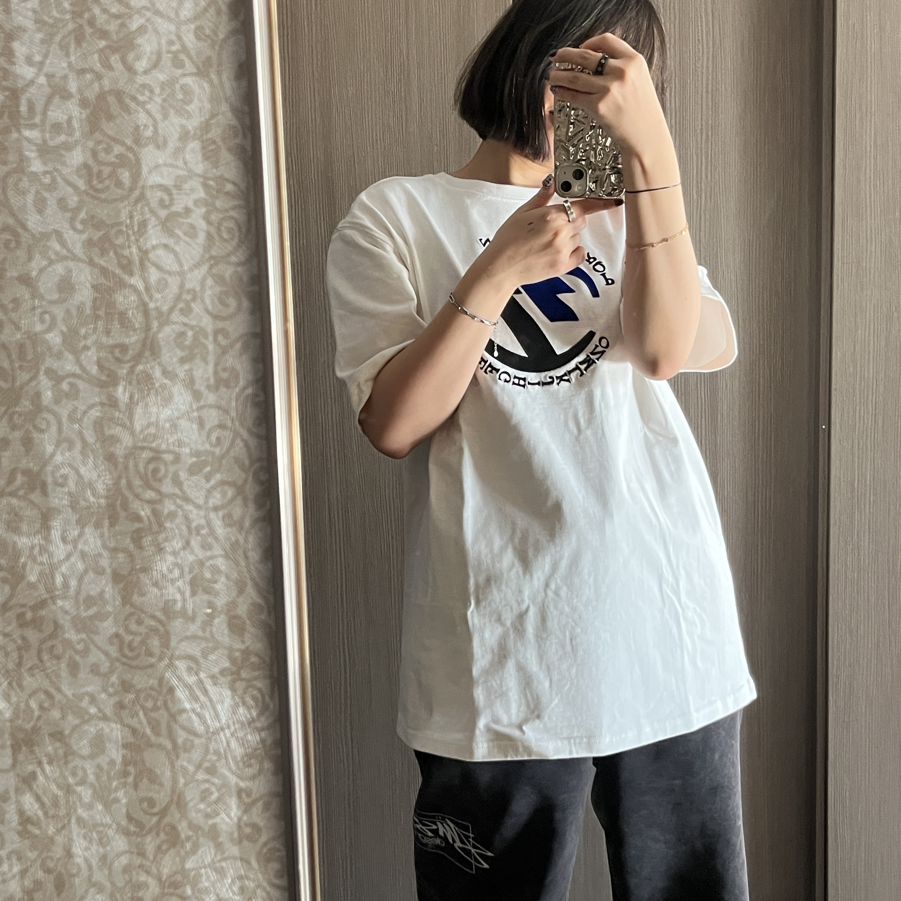 Zara x Ader Error Graphic T-Shirt White, Stussy Dyed Stussy Designs Pants Black 착용 스타일