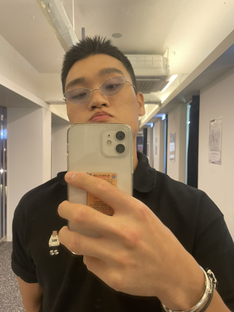 KREAM 프로필 이미지