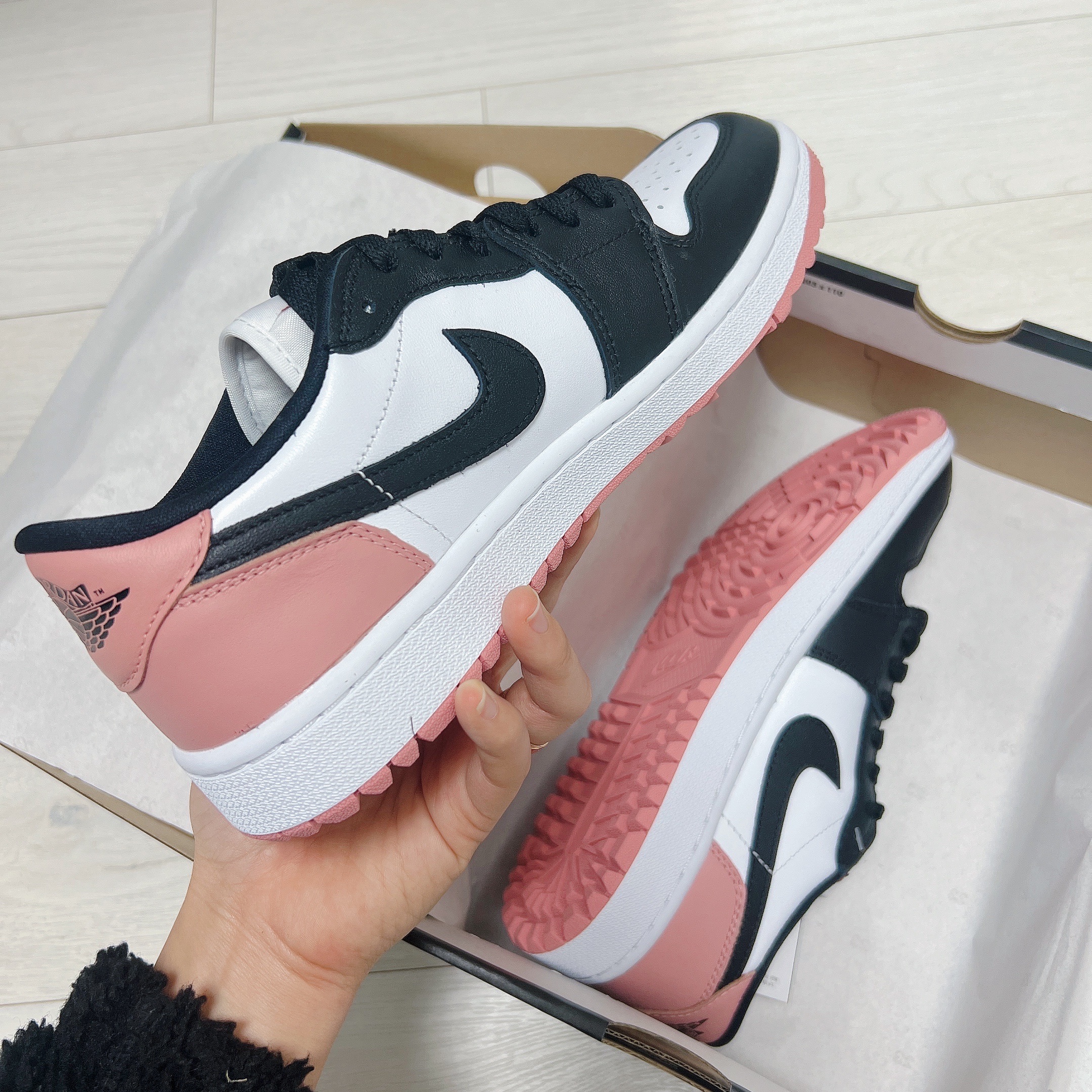 Jordan 1 Low Golf Rust Pink 착용 스타일