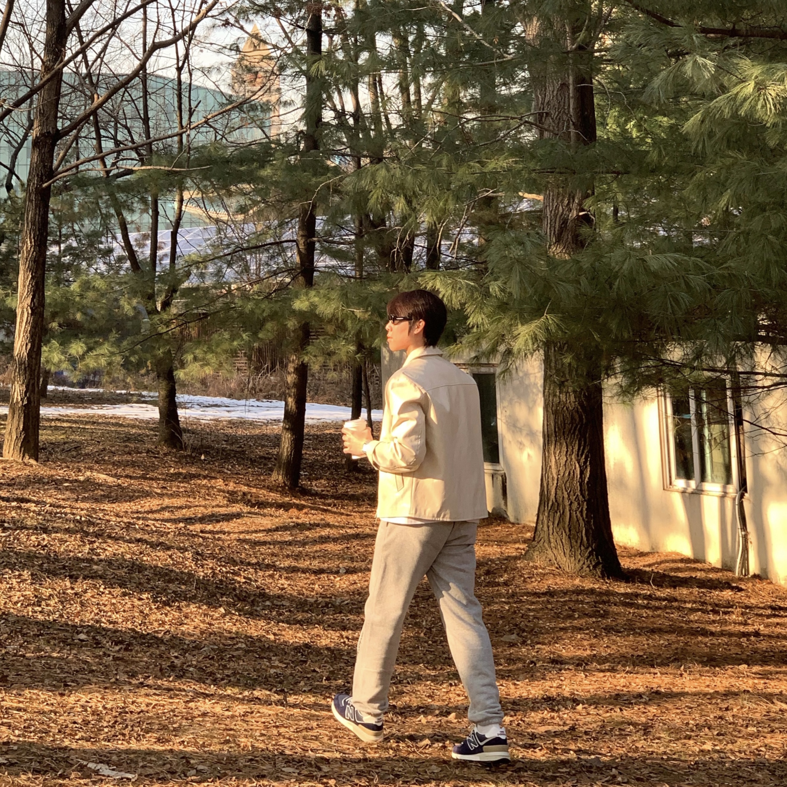 New Balance 574 Legacy Navy 착용 스타일 - 2