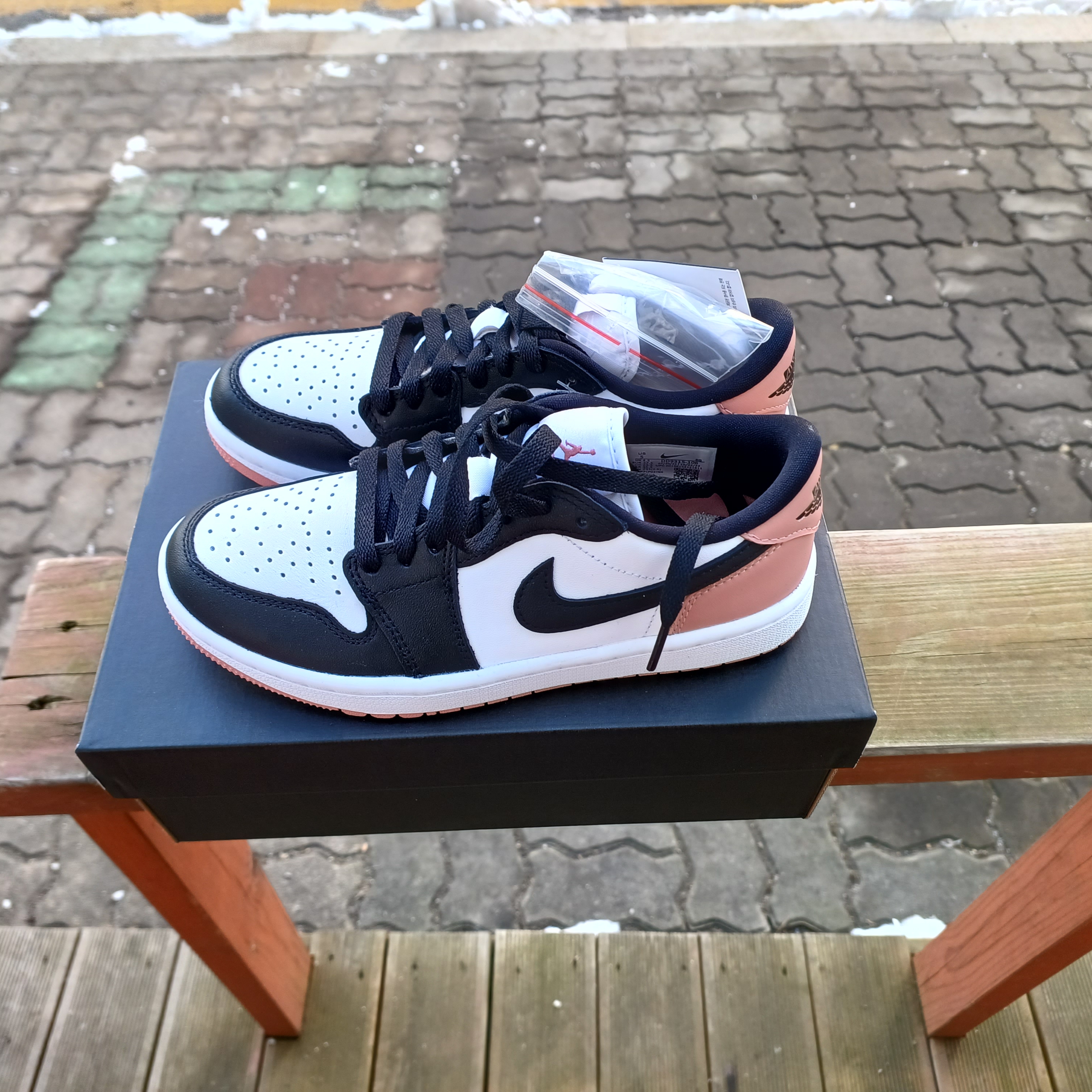 Jordan 1 Low Golf Rust Pink 착용 스타일 - 1