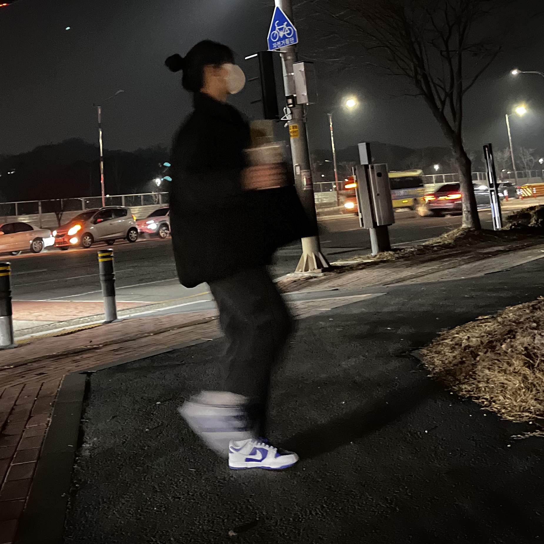 Nike Dunk Low Retro Racer Blue and White 착용 스타일