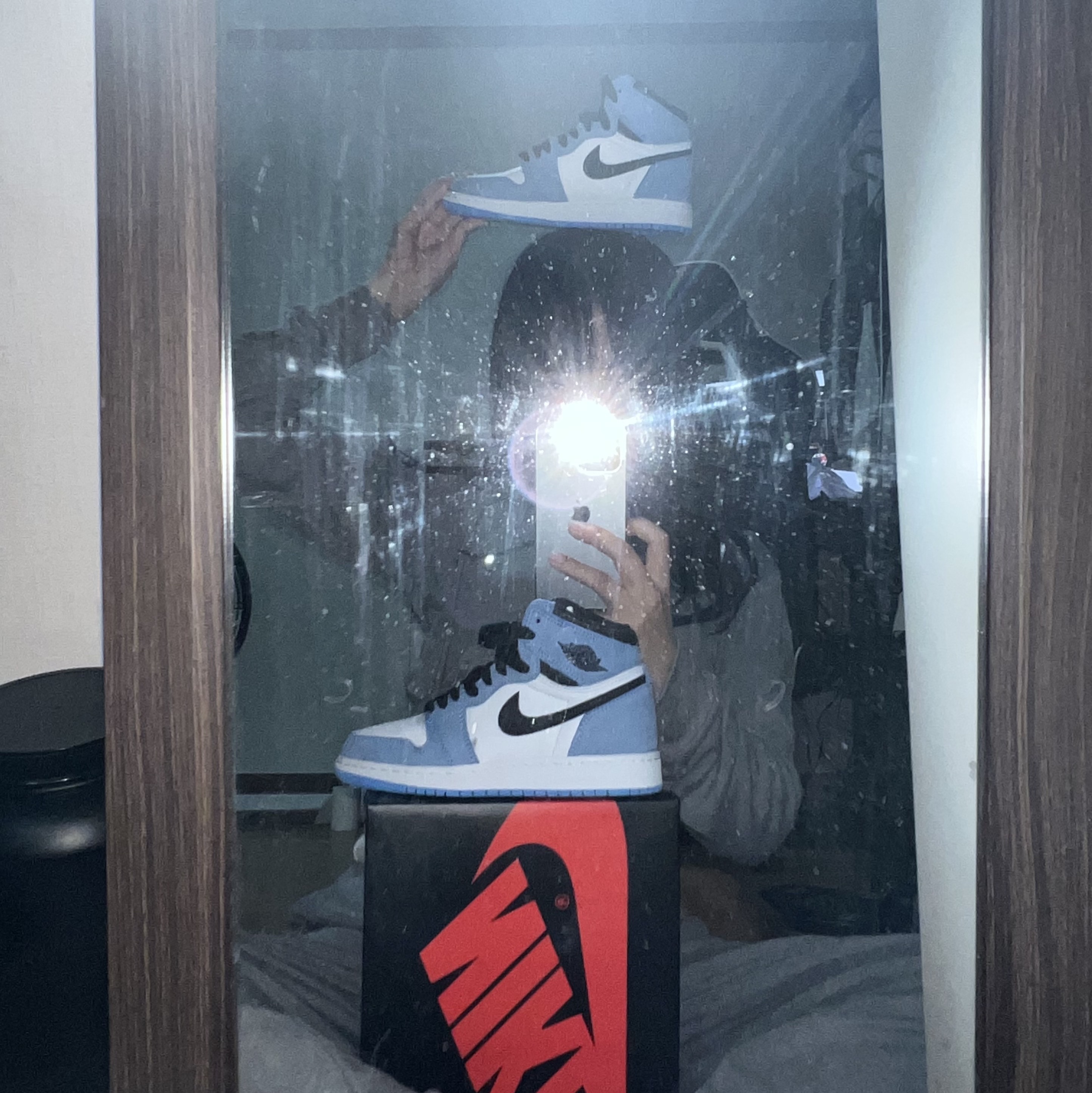 Jordan 1 Retro High OG University Blue, (GS) Jordan 1 Retro High OG University Blue 착용 스타일 - 1