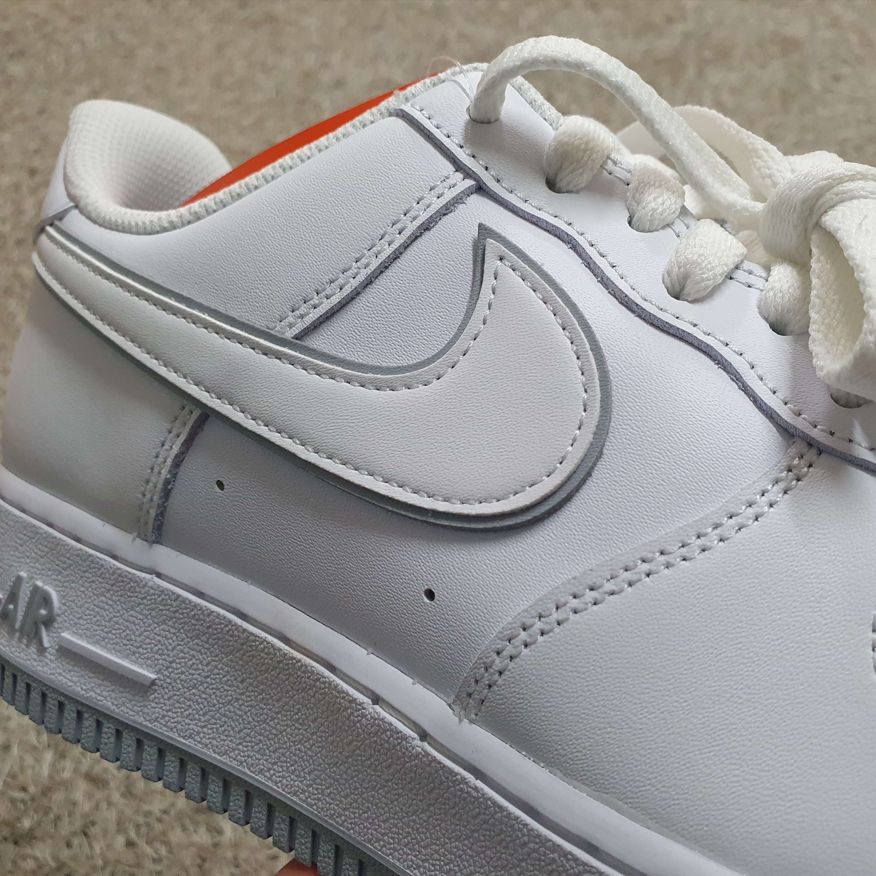 Nike Air Force 1 '07 White Wolf Grey 착용 스타일 - 1