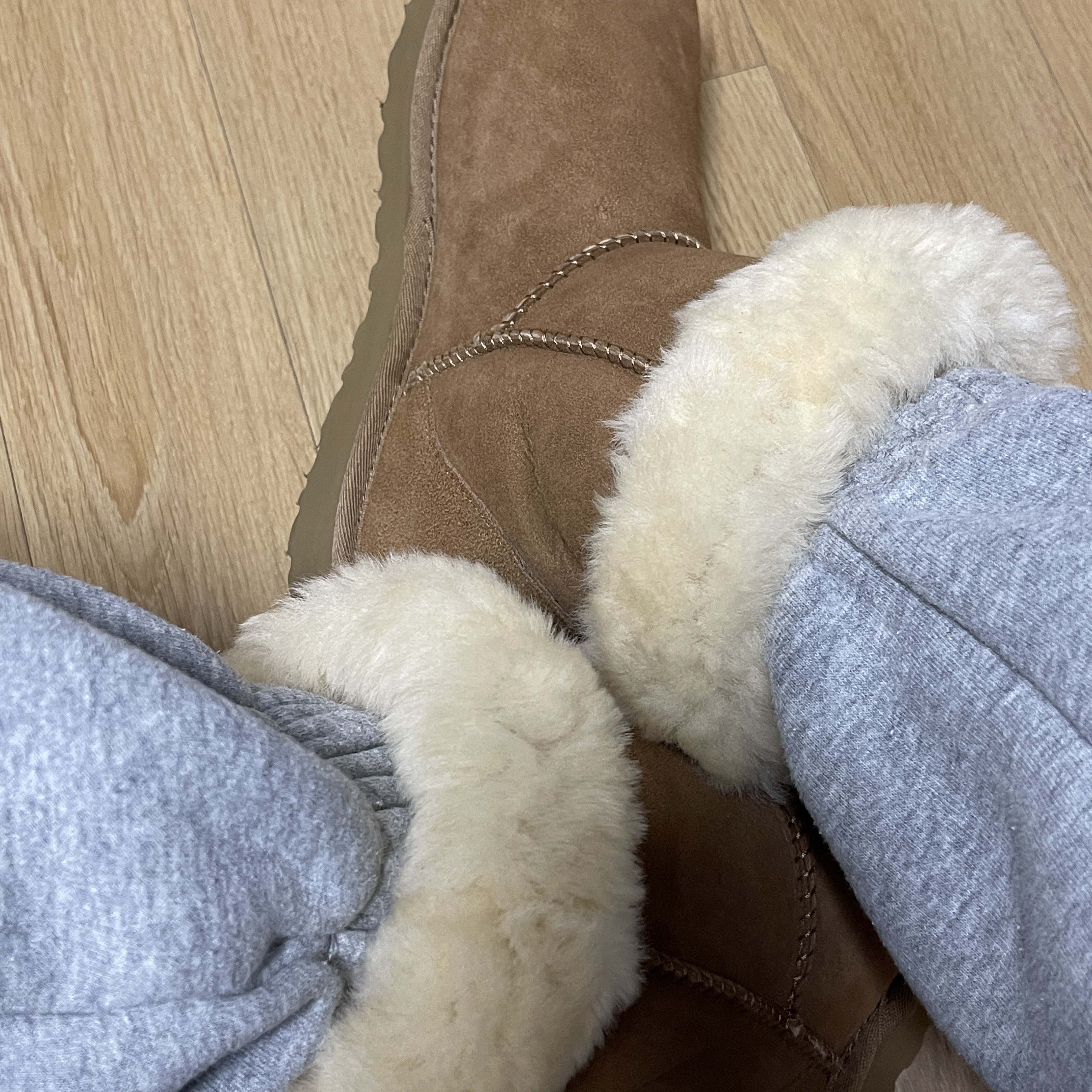 (W) UGG Classic Short II Boots Chestnut 착용 스타일