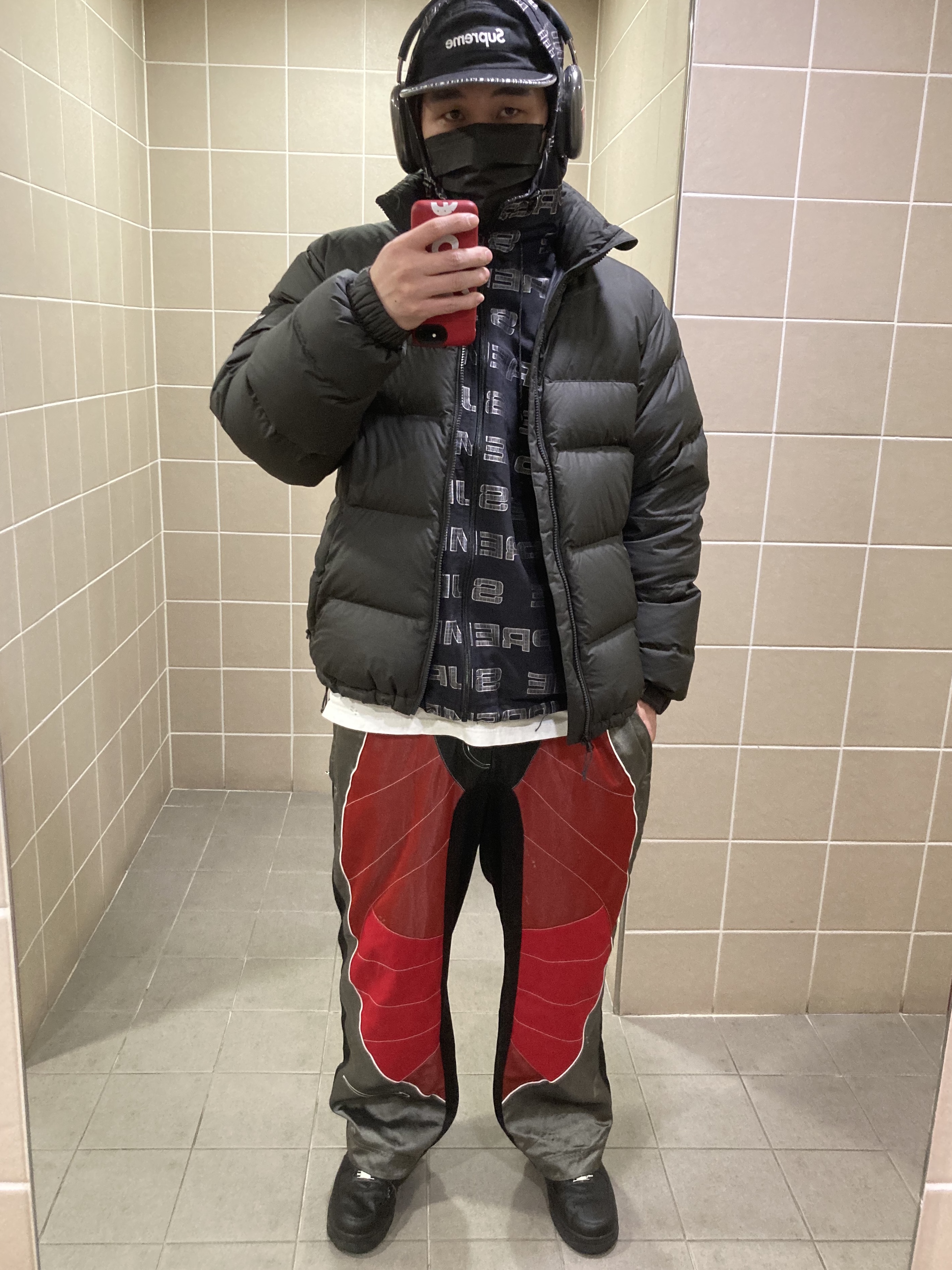 Supreme Logo Ripstop Hooded Track Jacket Black - 21FW, Nike x Cactus Plant Flea Market MX Rave Pants Red Grey Black - Asia 착용 스타일