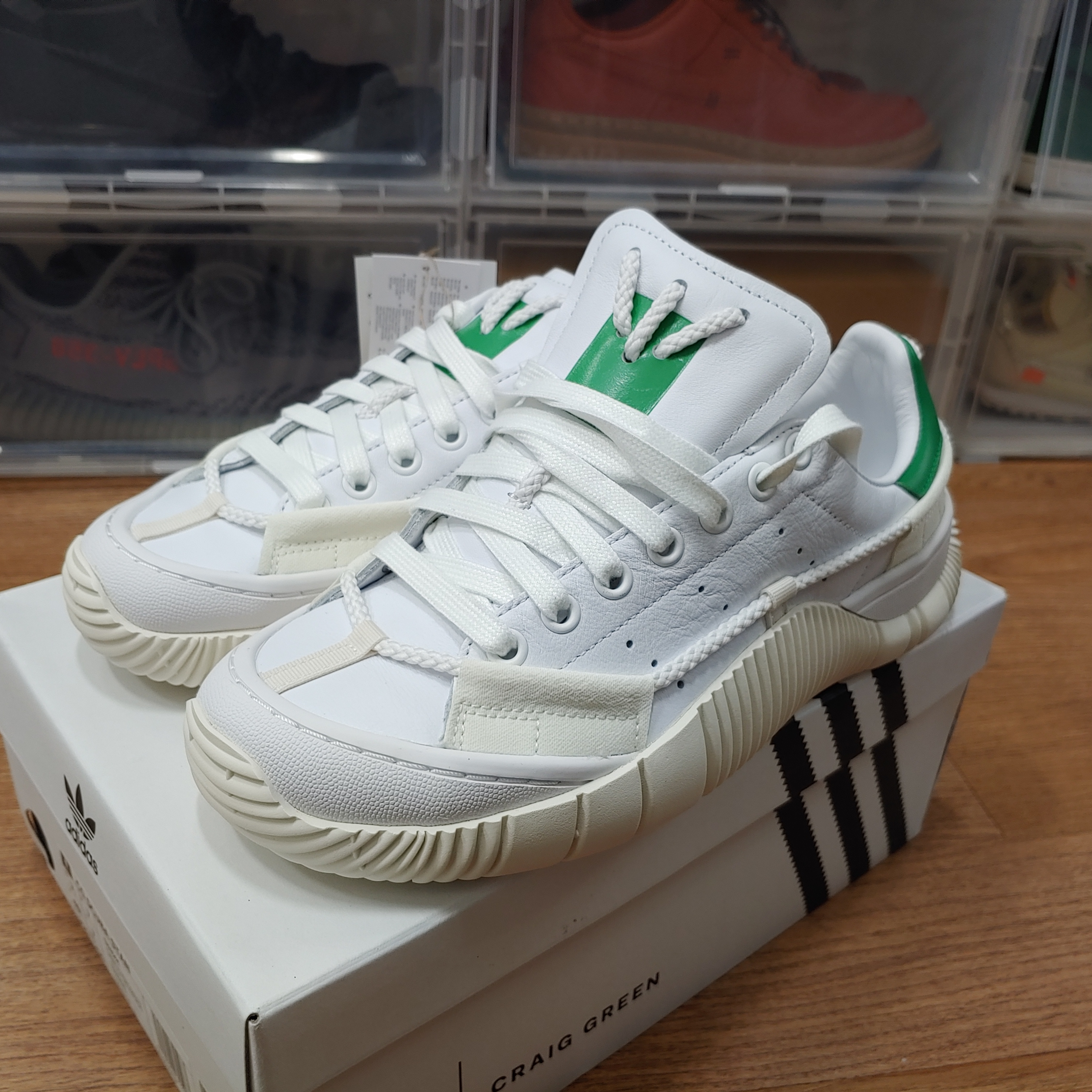 Adidas x Craig Green Scuba Stan Off White Green 착용 스타일 - 2