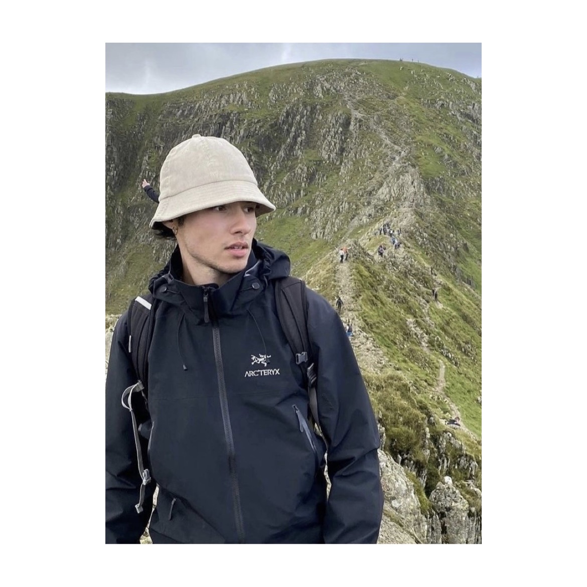 Arc'teryx Atom LT Hoody Black, Arc'teryx Bird Head Toque 24K Black 착용 스타일 - 5
