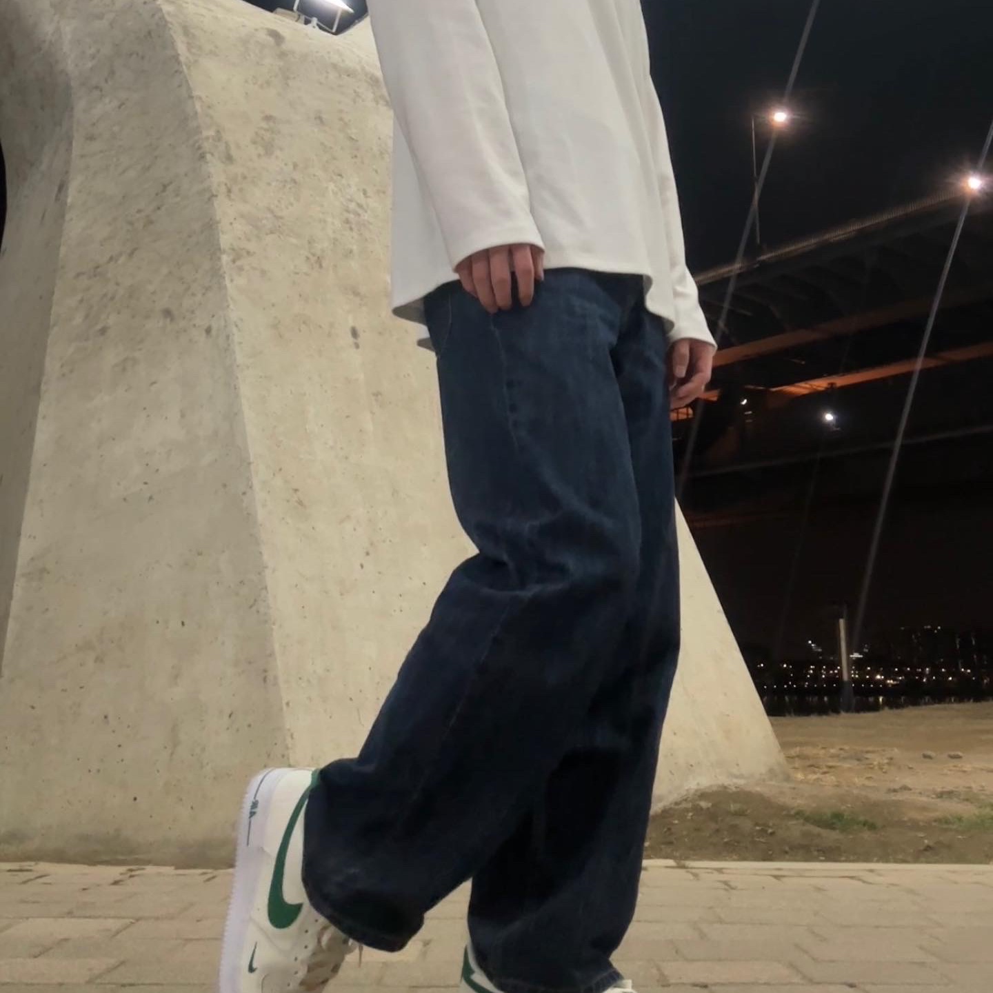Nike Air Force 1 '07 LV8 40th Anniversary Join Forces Sail Malachite 착용 스타일