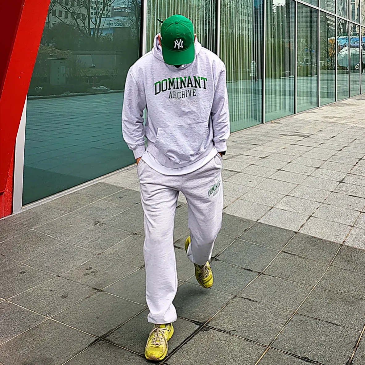 Asics x Kiko Kostadinov Gel-Burz 1 Limeade 착용 스타일