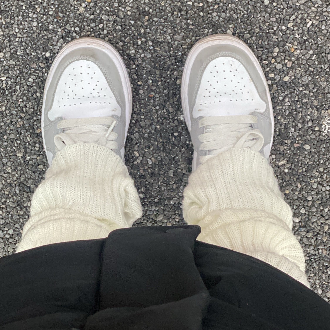 (W) Jordan 1 Low White Wolf Grey 착용 스타일 - 3