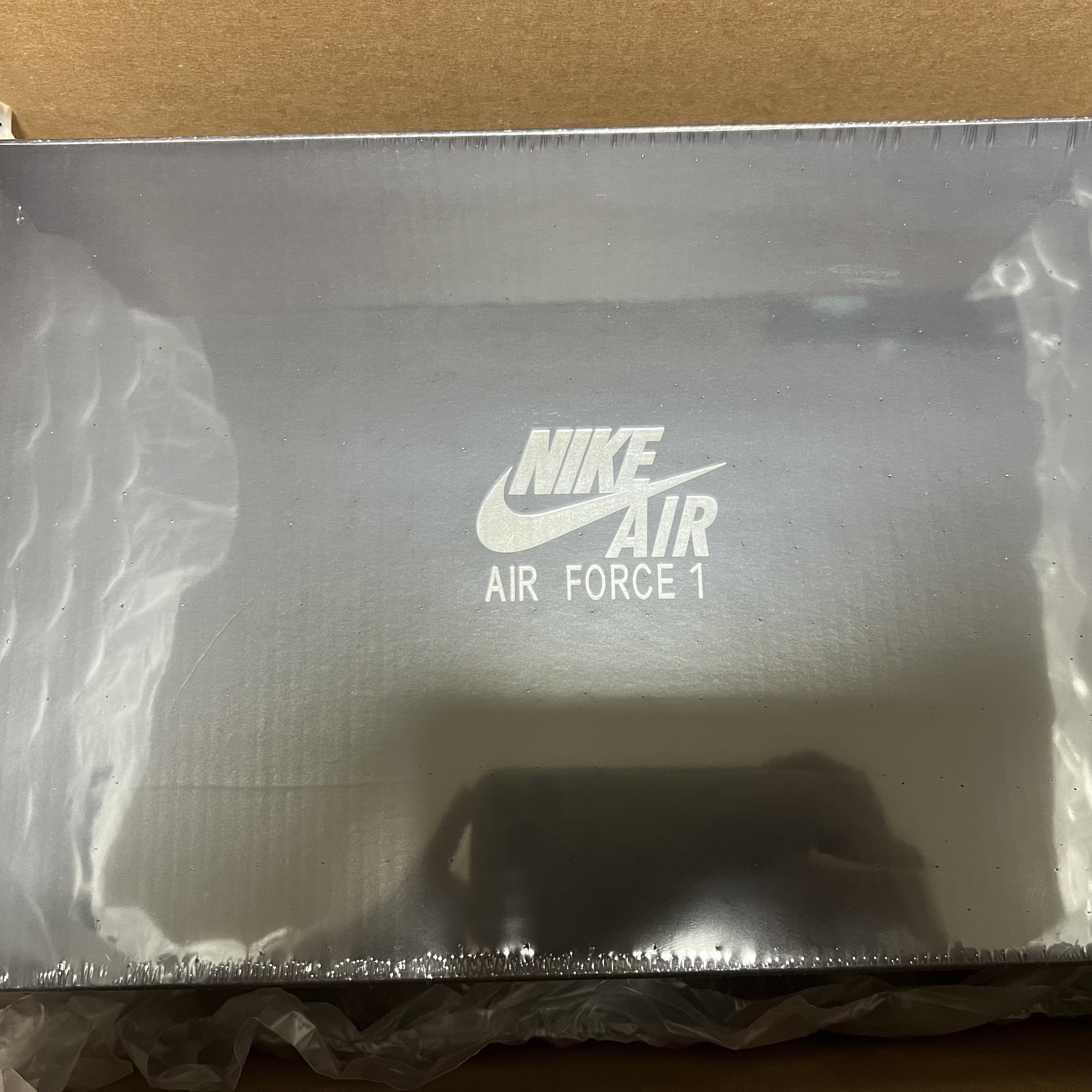 Nike Air Force 1 '07 LV8 40th Anniversary Join Forces White Black 착용 스타일 - 1