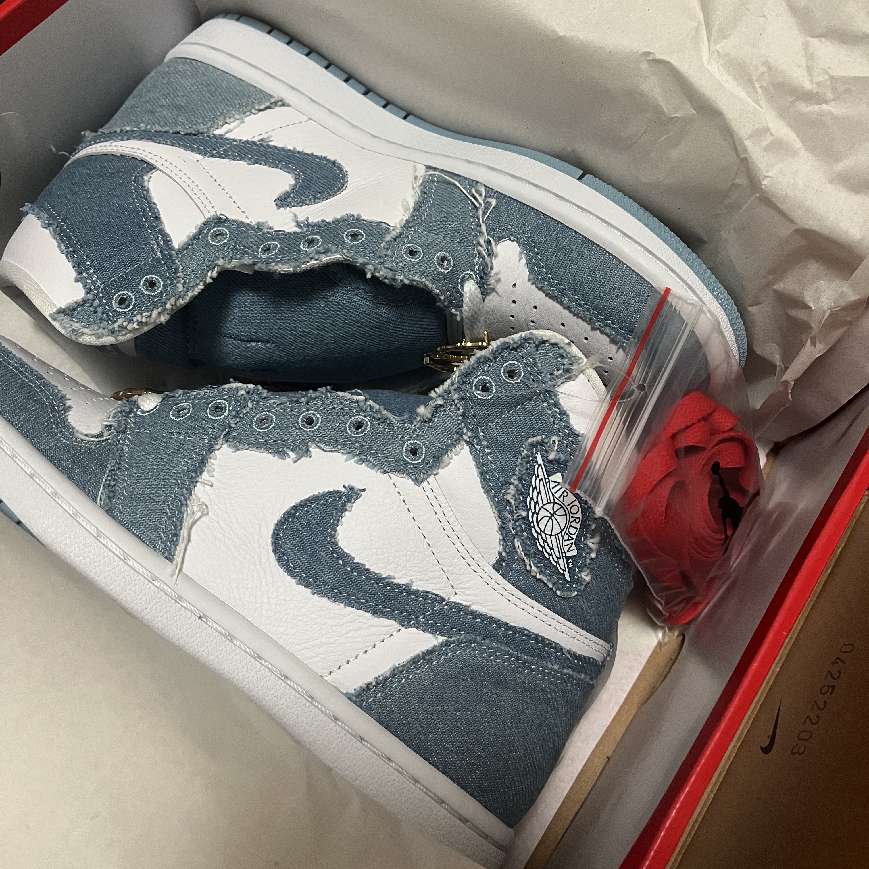 (W) Jordan 1 Retro High OG Denim 착용 스타일