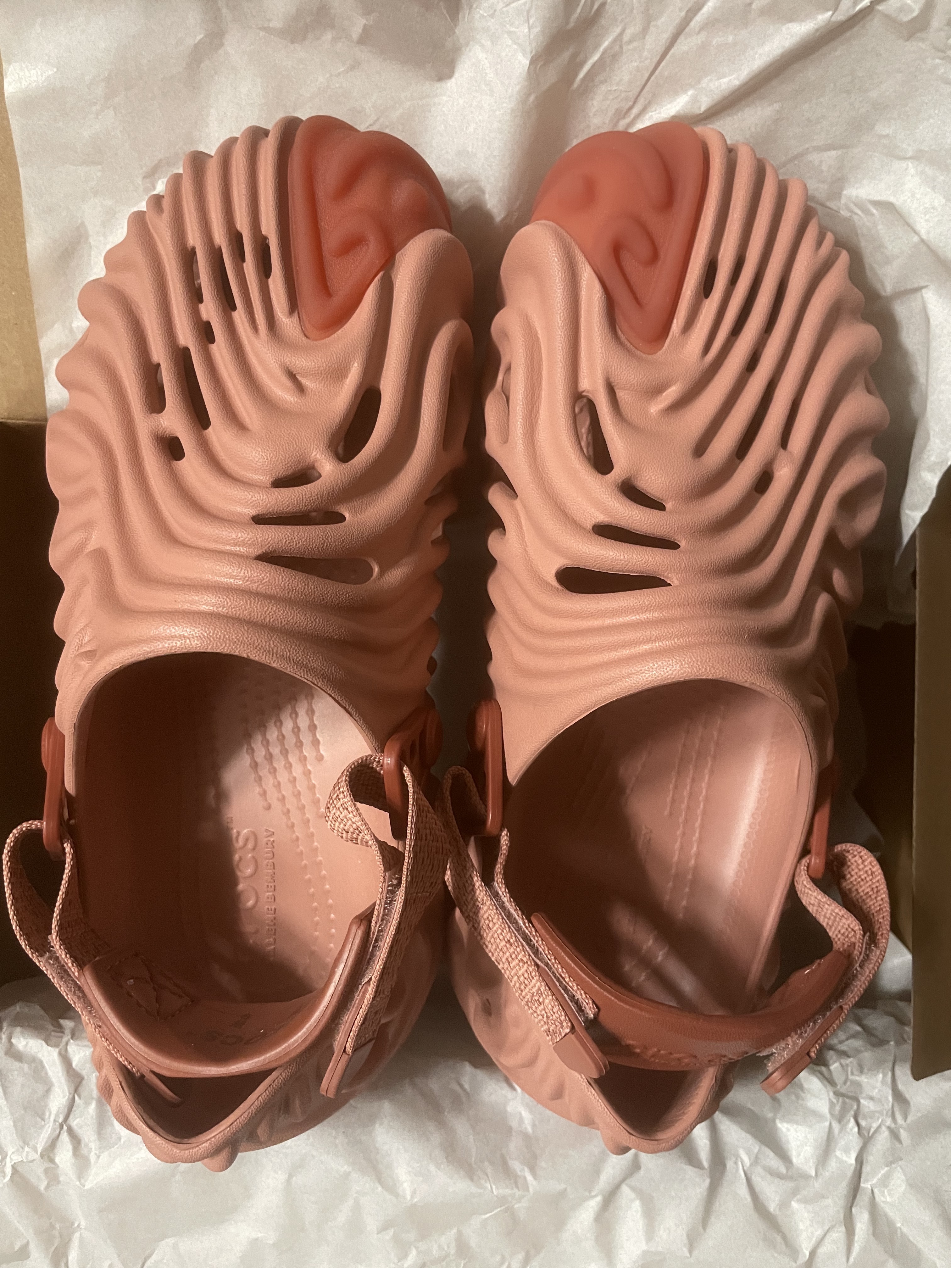 Crocs x Salehe Bembury Pollex Clog Kuwata, Crocs x Salehe Bembury Pollex Clog Tide 착용 스타일 - 5