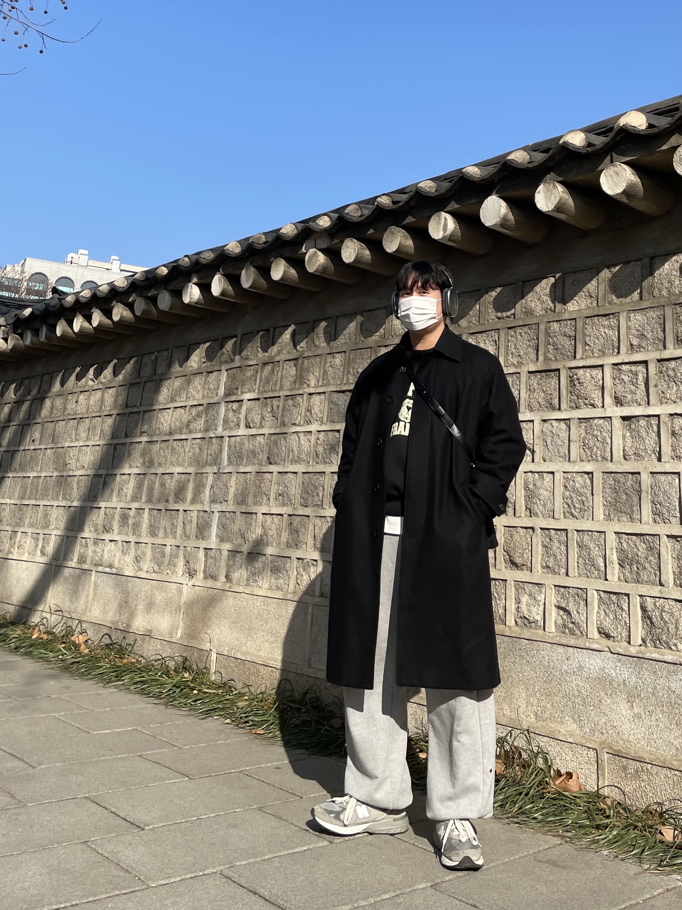 Apple AirPods Max Lightning Space Gray (Korean Ver.), New Balance 993 Made in USA Grey - D Standard 착용 스타일 - 2