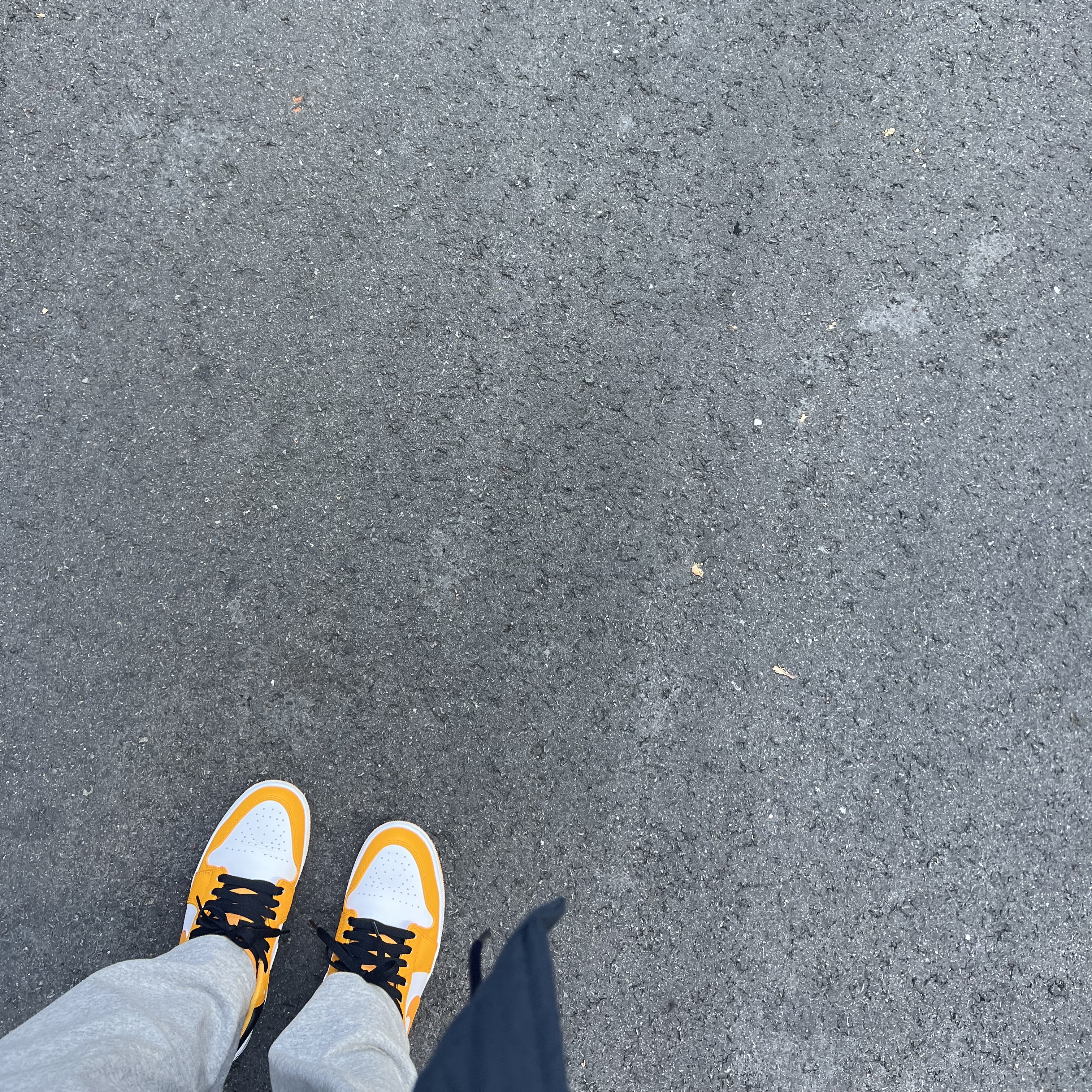 Jordan 1 Low Taxi 착용 스타일