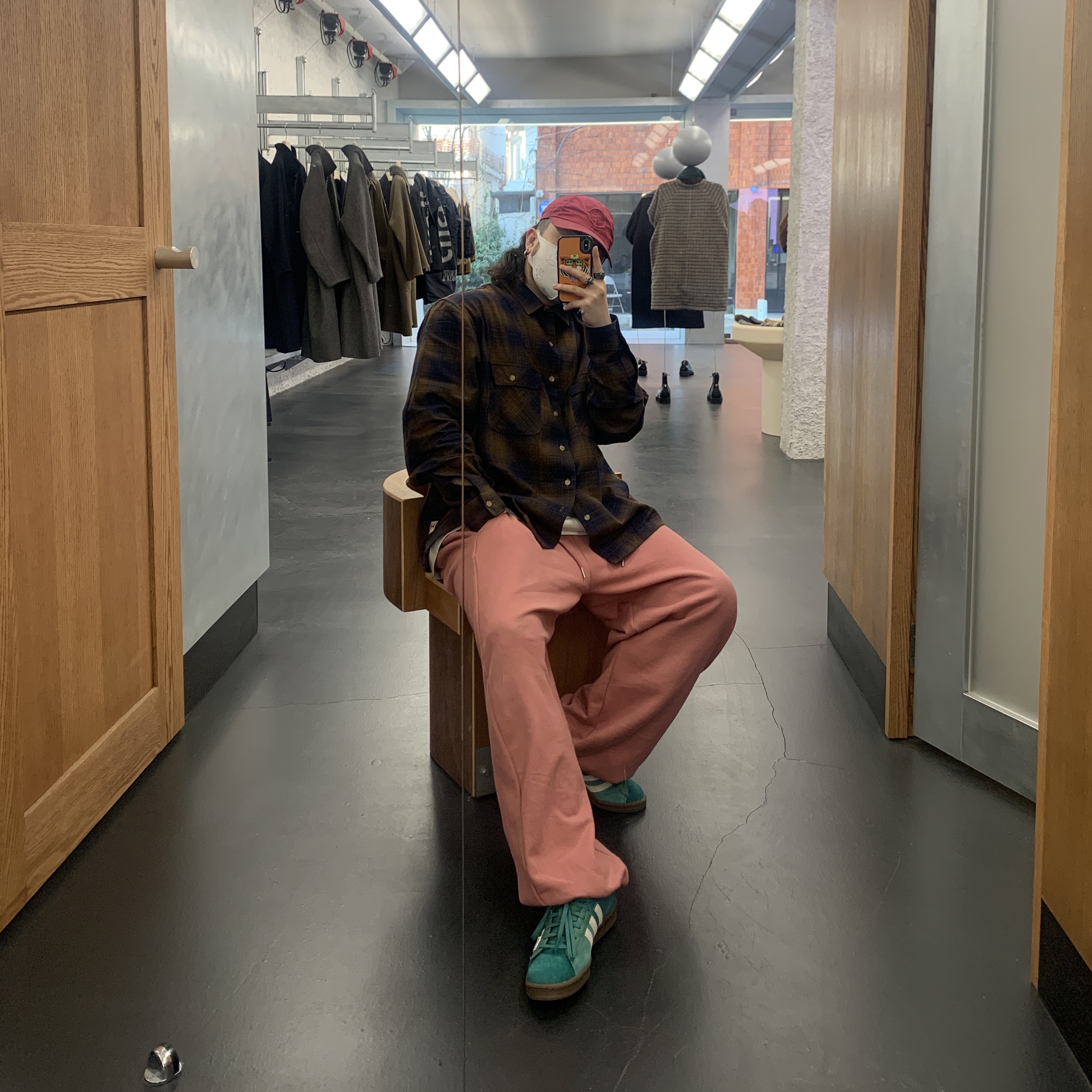 Adidas x Darryl Brown Campus 80 Active Green, Stone Island 99576 Nylon Metal 6-Panel Cap Cyclamen - 22SS 착용 스타일