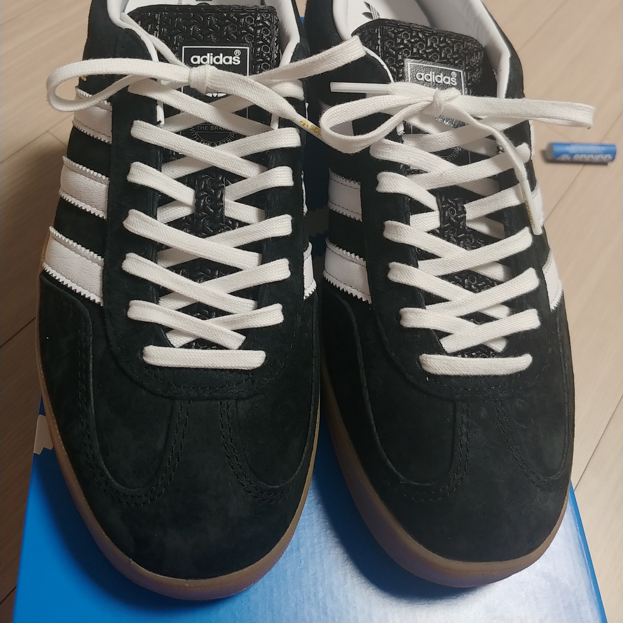 Adidas Gazelle Indoor Core Black 착용 스타일 - 3