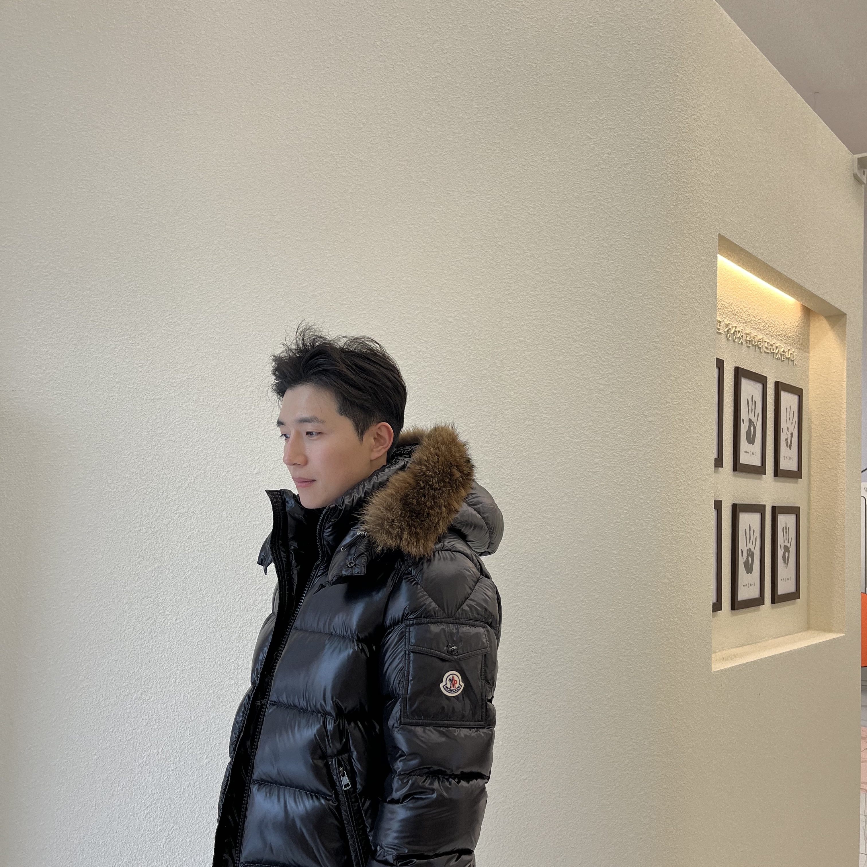 Moncler Maya Fur Short Down Jacket Black - 21FW 착용 스타일 - 1