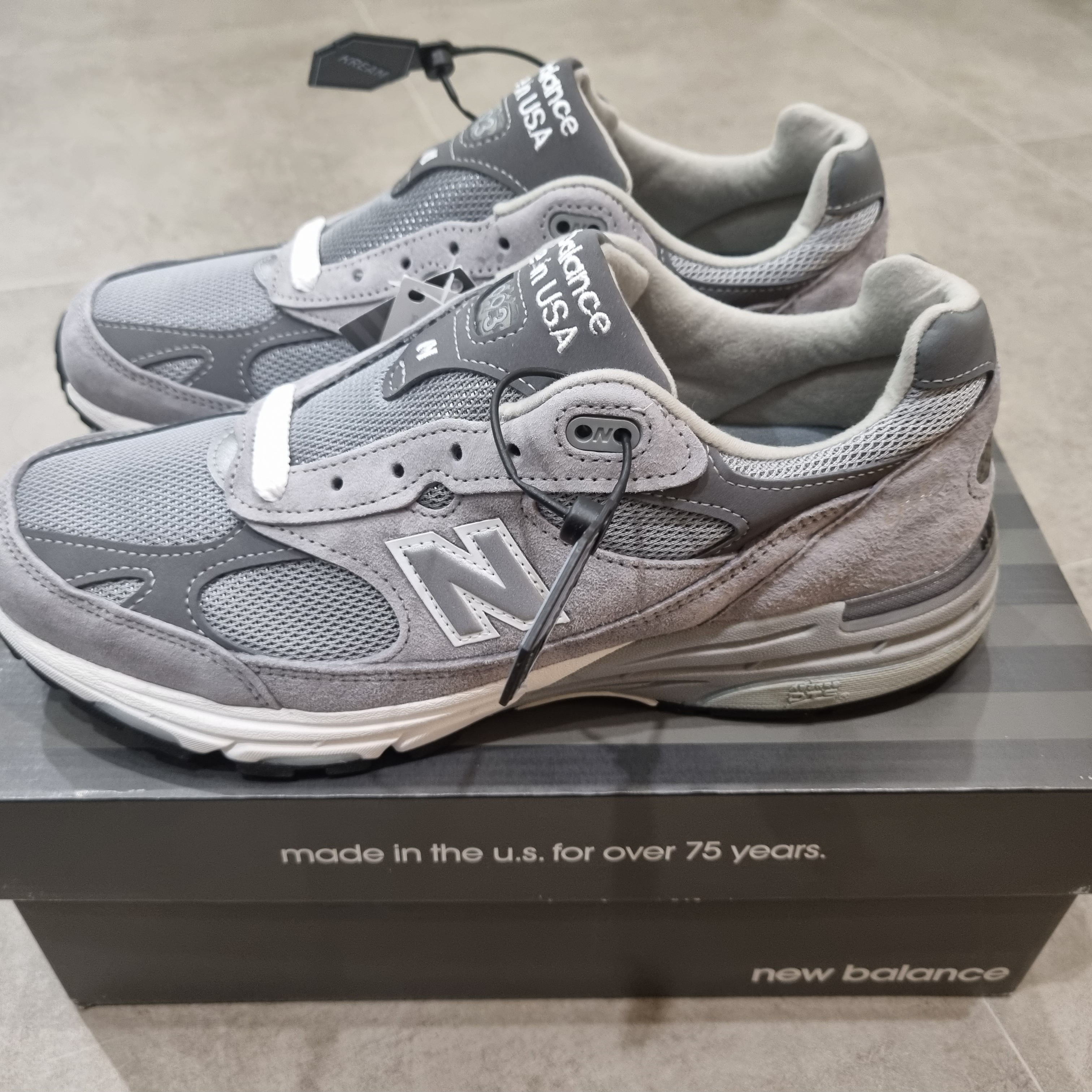 New Balance 993 Made in USA Grey - D Standard 착용 스타일 - 1