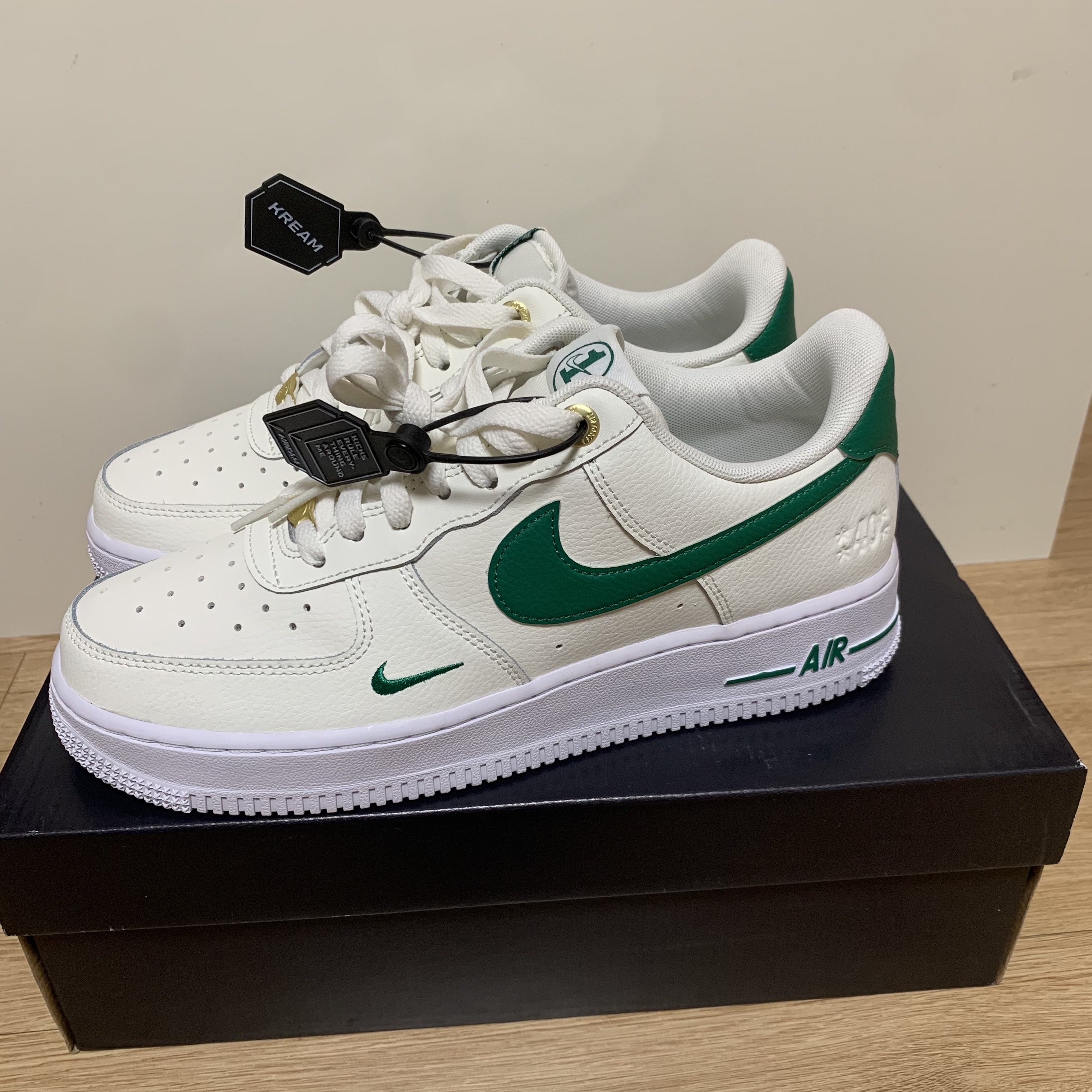 Nike Air Force 1 '07 LV8 40th Anniversary Join Forces Sail Malachite 착용 스타일