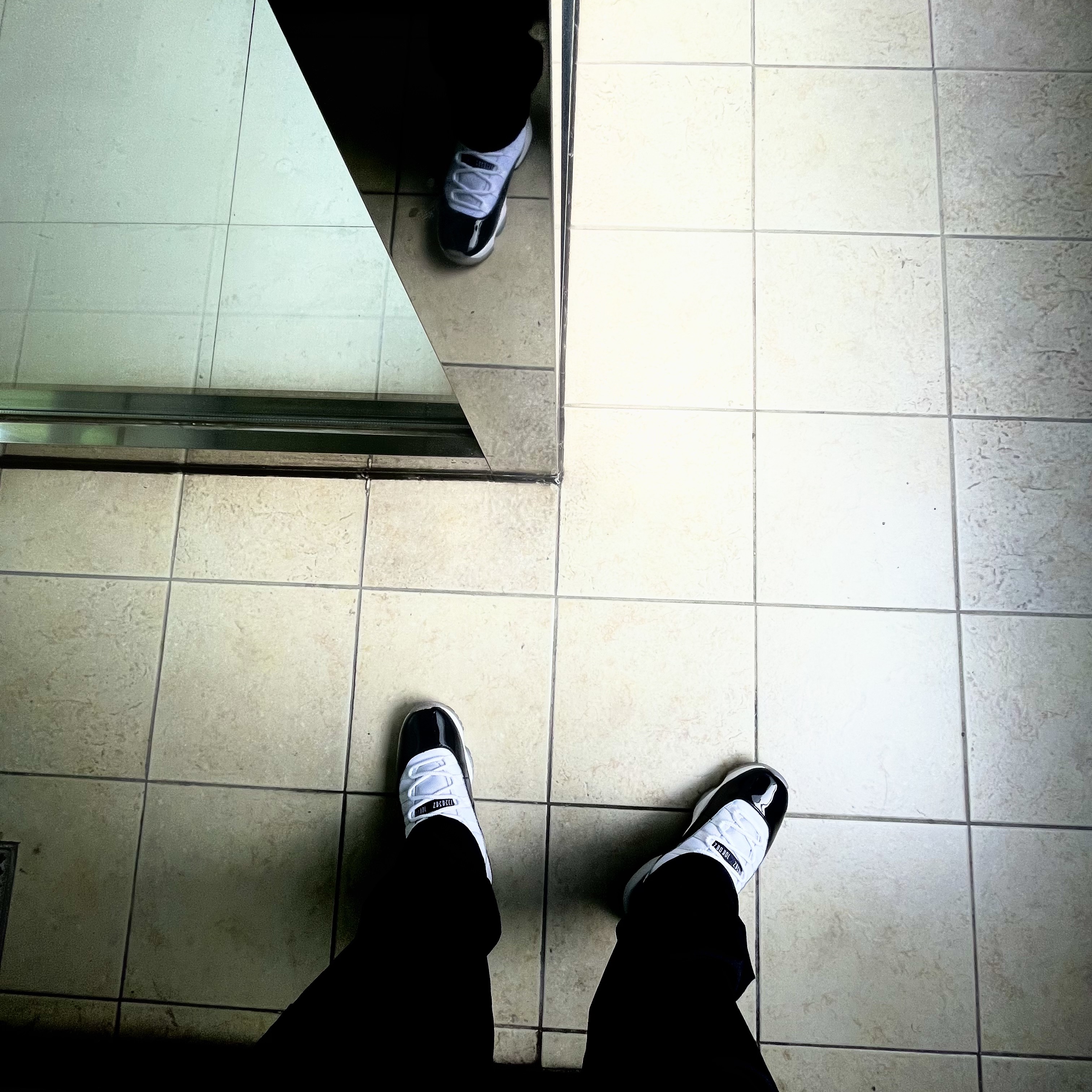 Jordan 11 Retro Concord 2018 착용 스타일