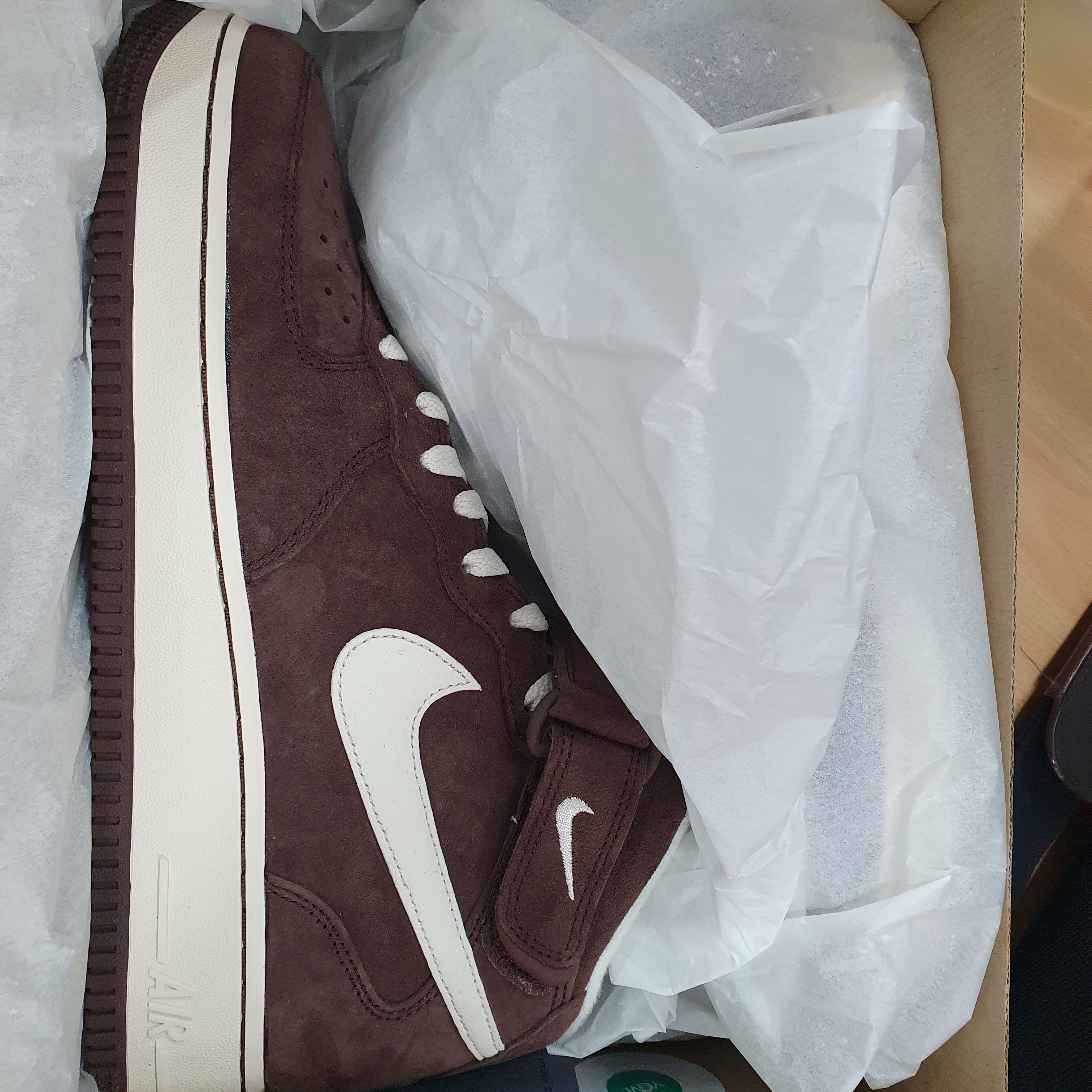 Nike Air Force 1 Mid '07 QS Chocolate 착용 스타일 - 1