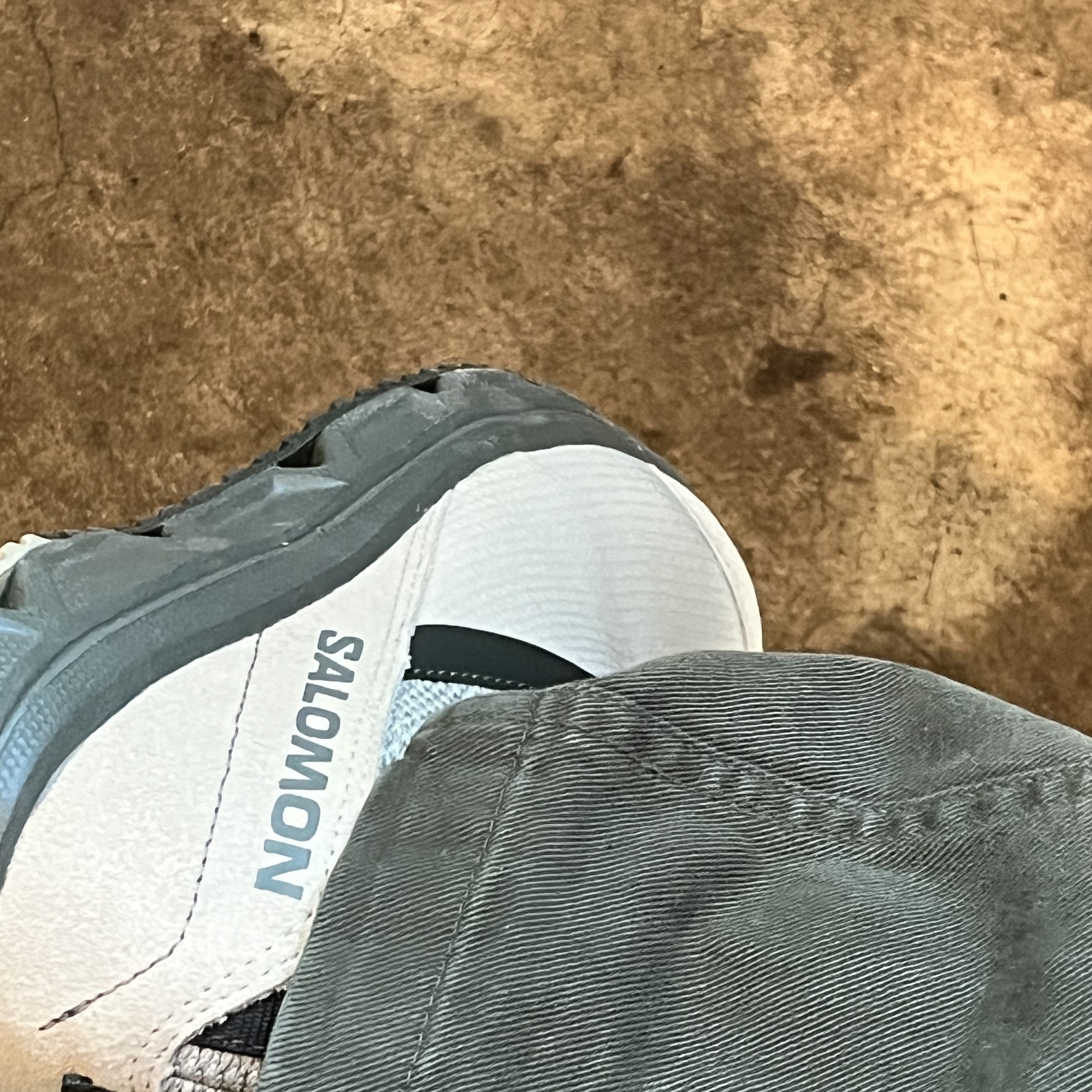 Salomon RX Snug Moss Gray 착용 스타일 - 3